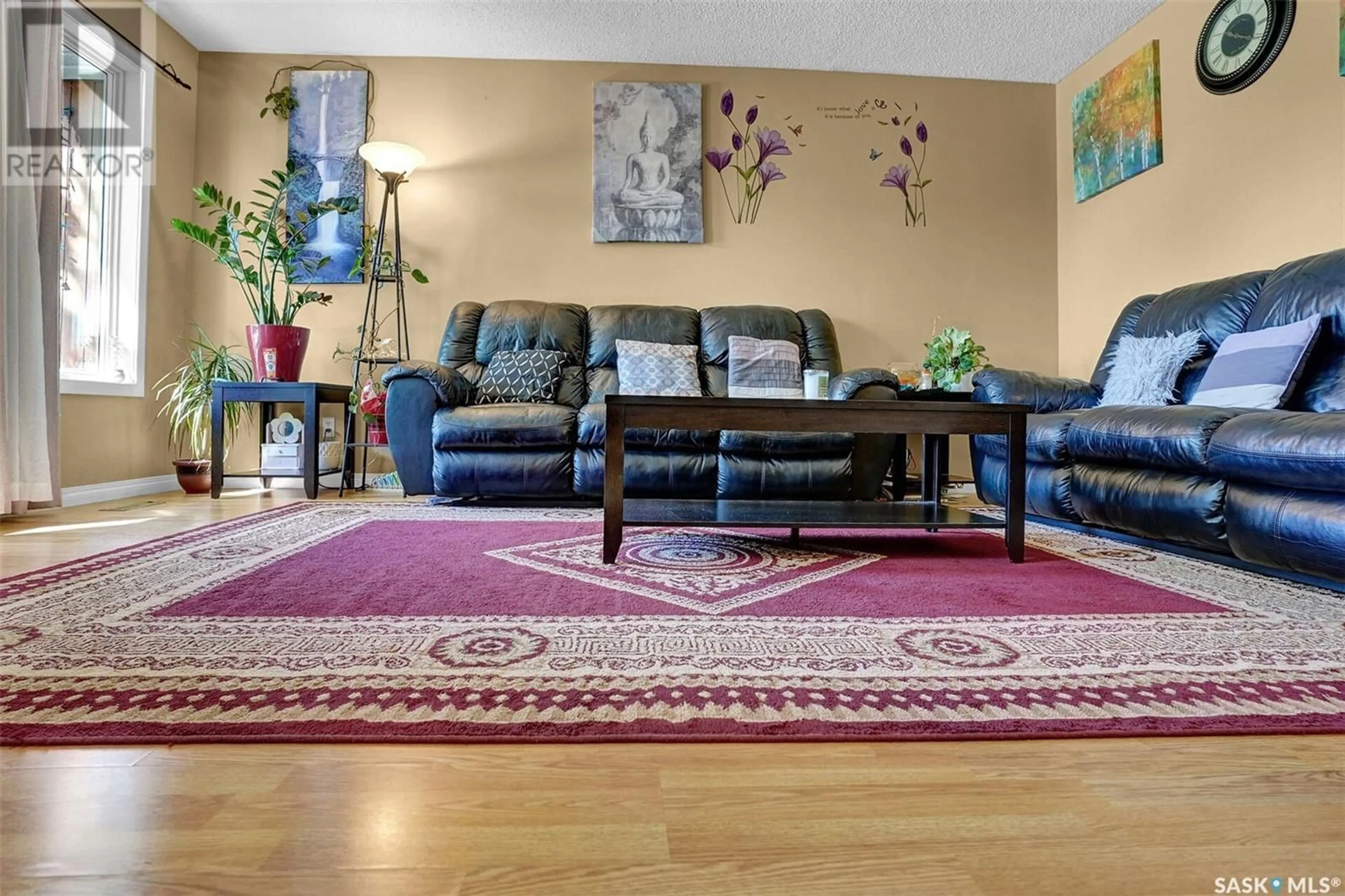 Living room with furniture, carpet floor for 1106 MCNEILL CRESCENT, Regina Saskatchewan S4R1A6