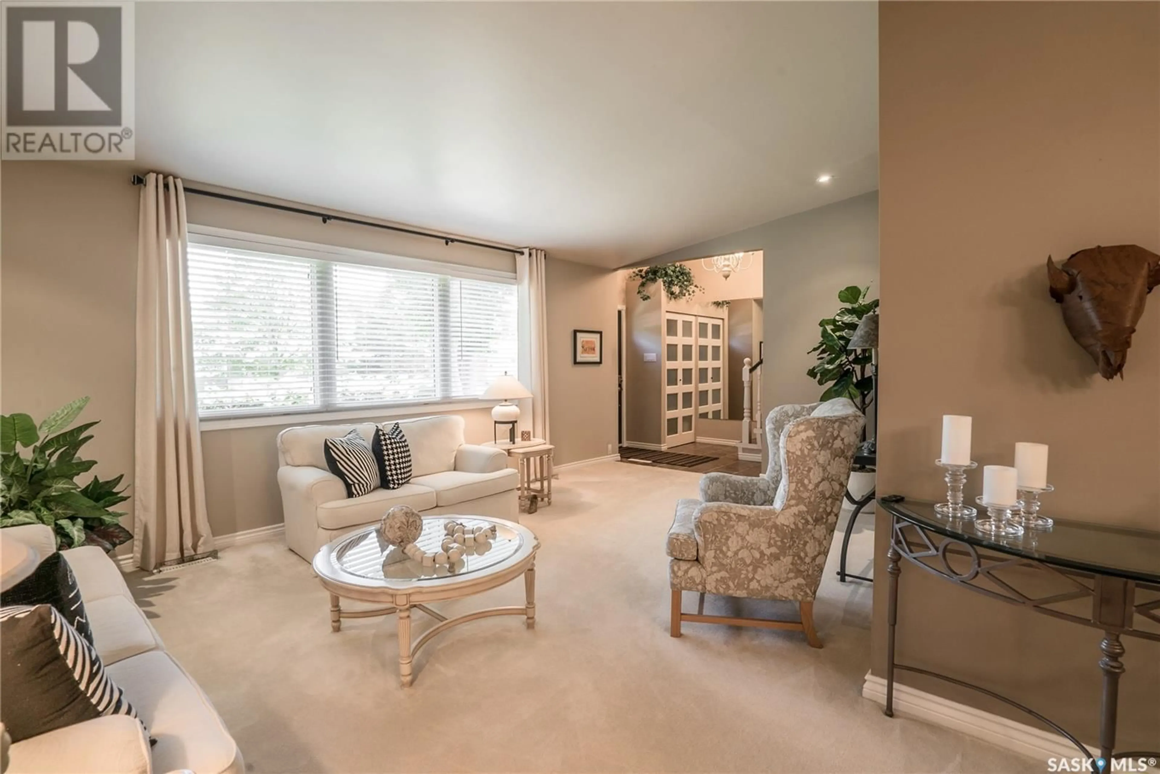 Living room with furniture, unknown for 2802 MACEACHERN AVENUE, Saskatoon Saskatchewan S7J1B5