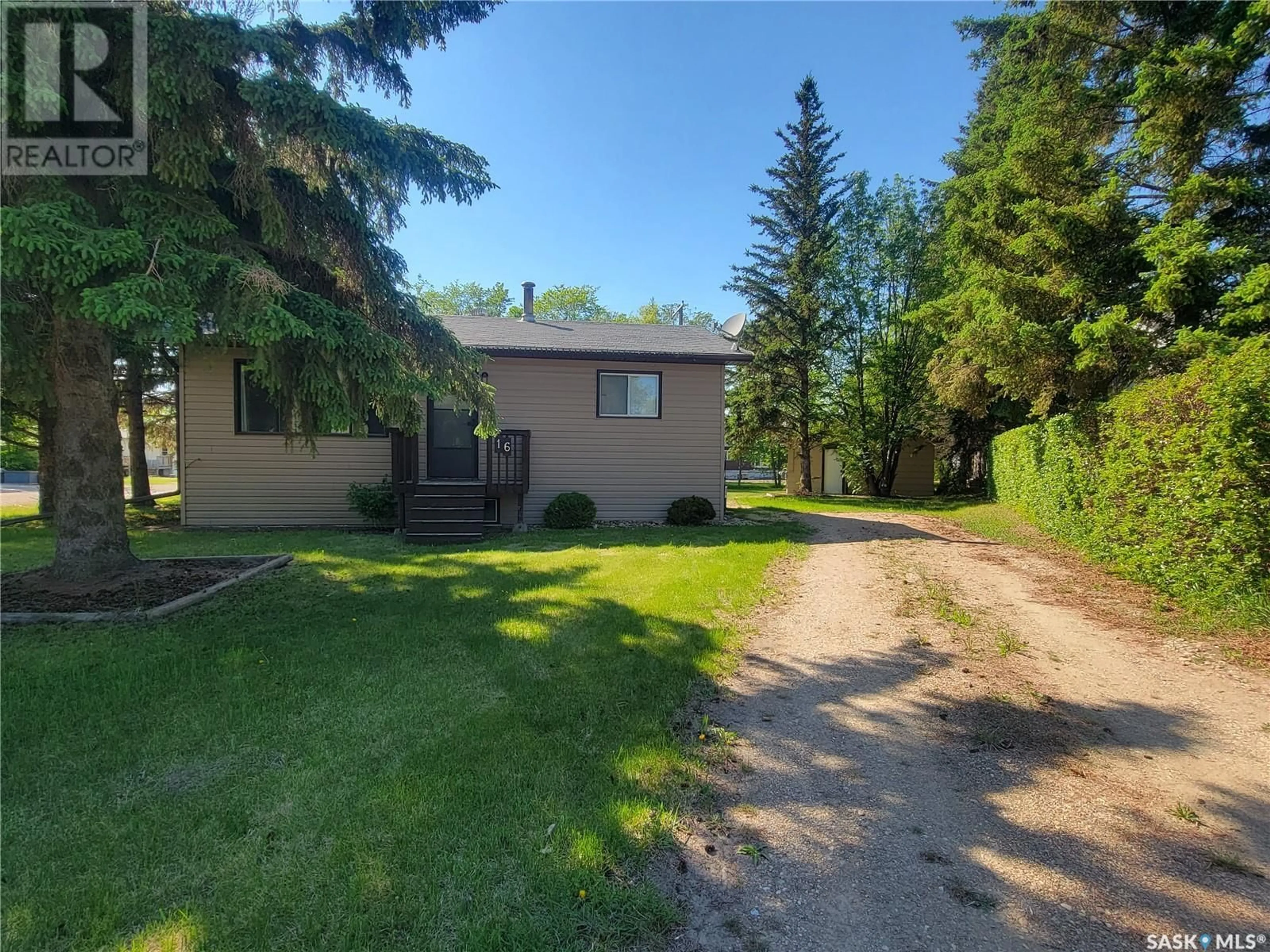 A pic from outside/outdoor area/front of a property/back of a property/a pic from drone, unknown for 16 4TH AVENUE, Neilburg Saskatchewan S0M2C0