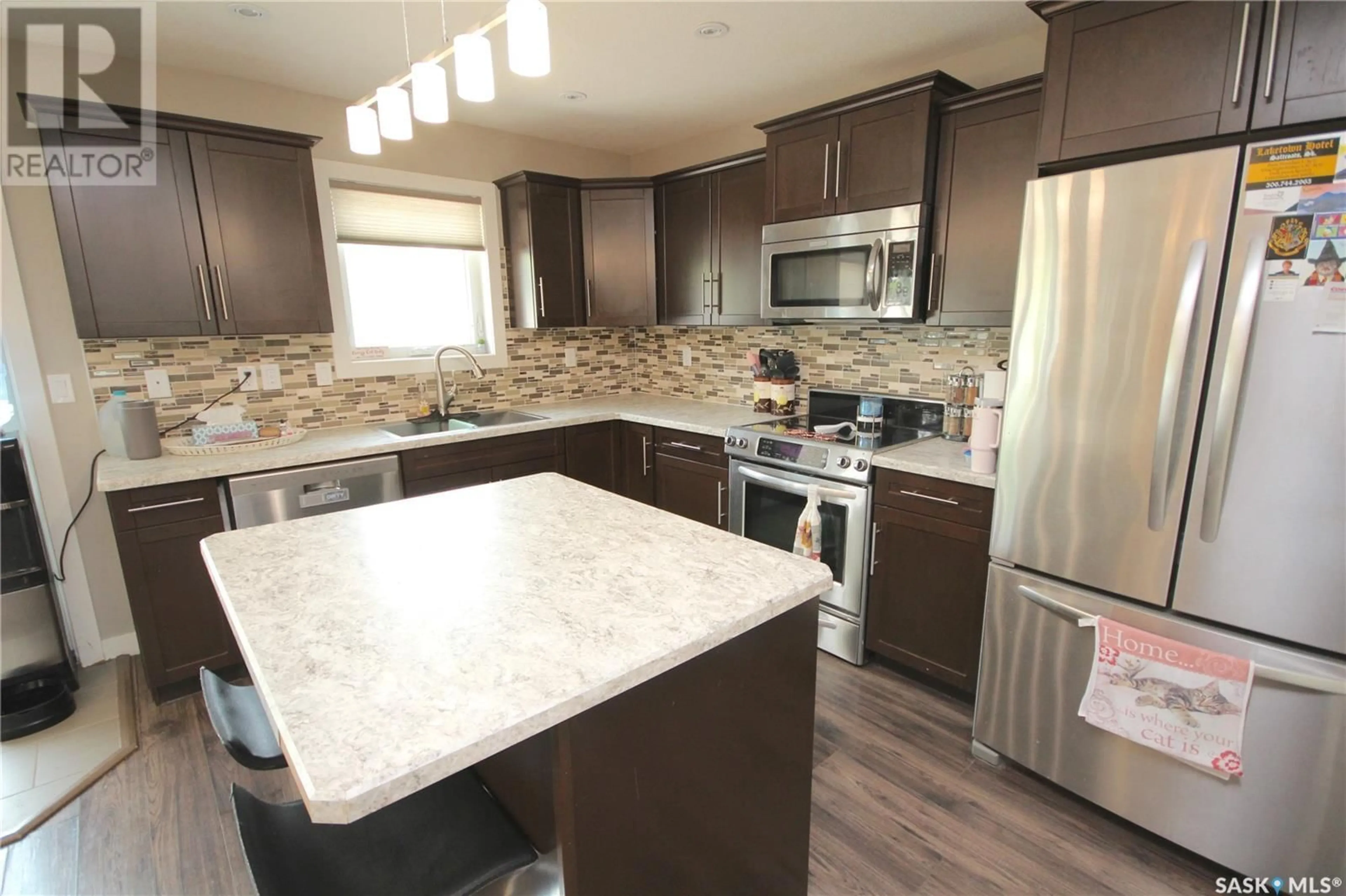 Open concept kitchen, unknown for 127 5TH AVENUE, Yorkton Saskatchewan S3N0Z3