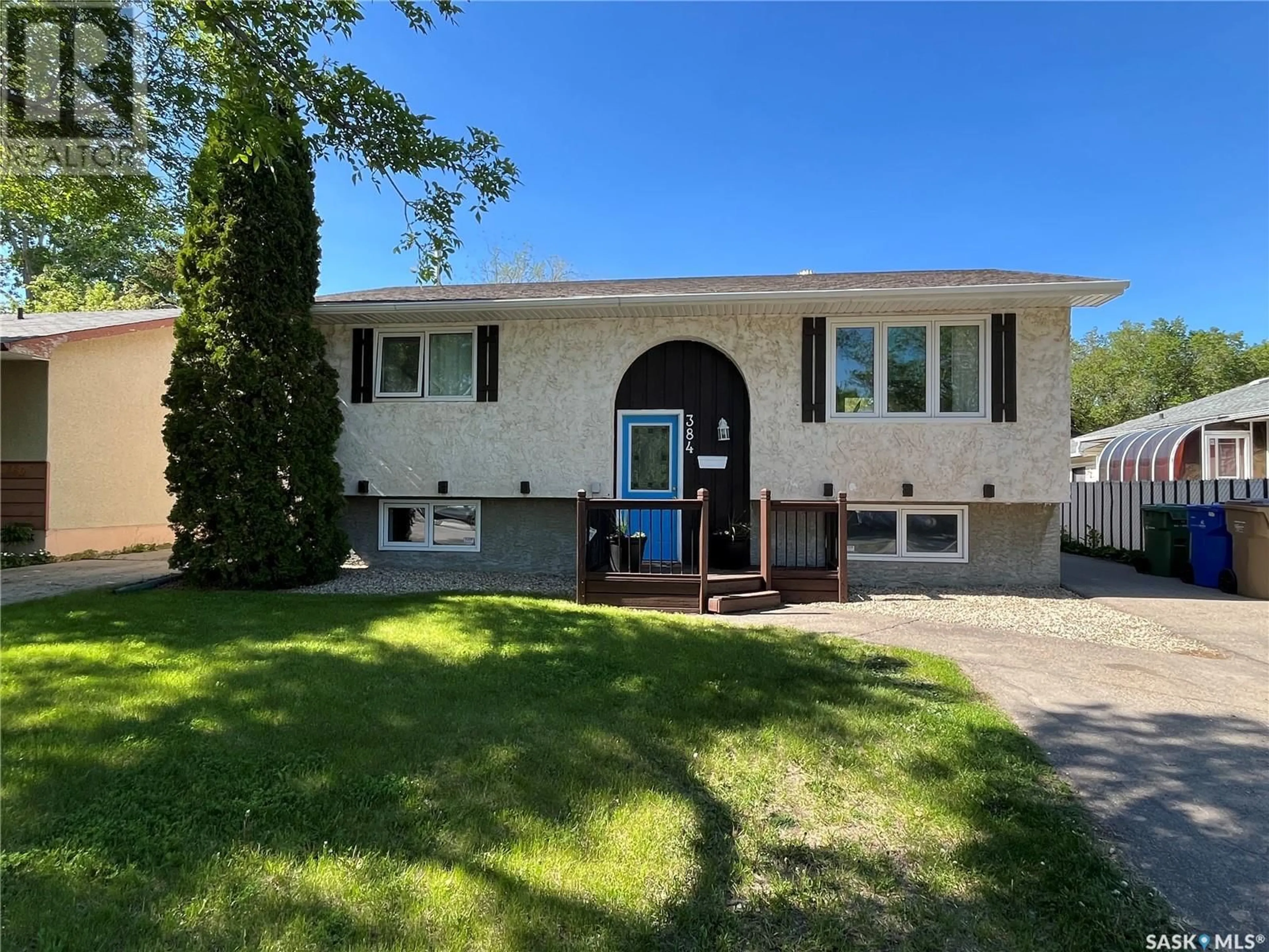 Home with vinyl exterior material, street for 384 CAVENDISH STREET, Regina Saskatchewan S4N4K2