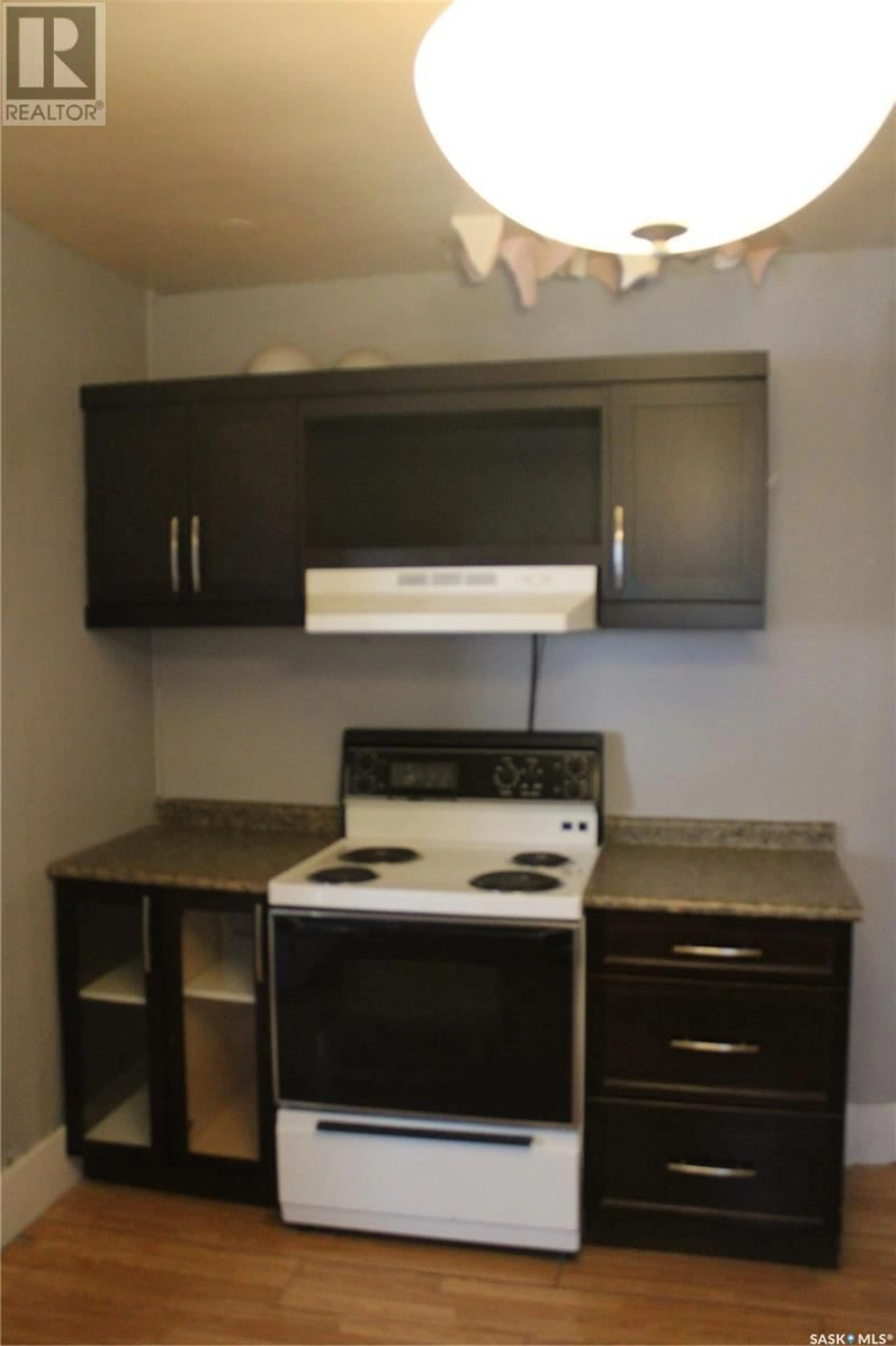 Standard kitchen, unknown for 26 LAURIER AVENUE, Yorkton Saskatchewan S3N1H7