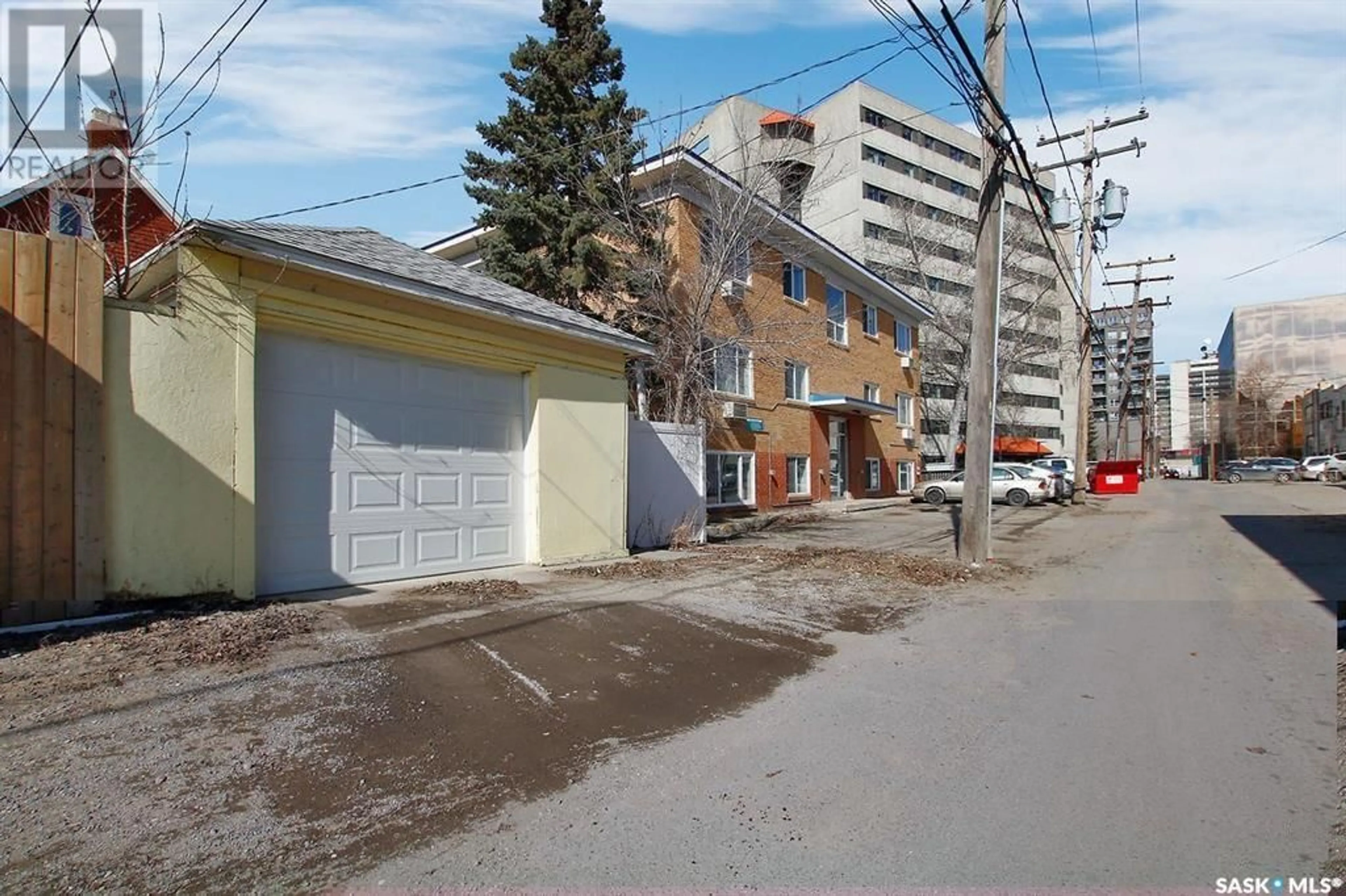 Parking for 2157 ROSE STREET, Regina Saskatchewan S4P2A5