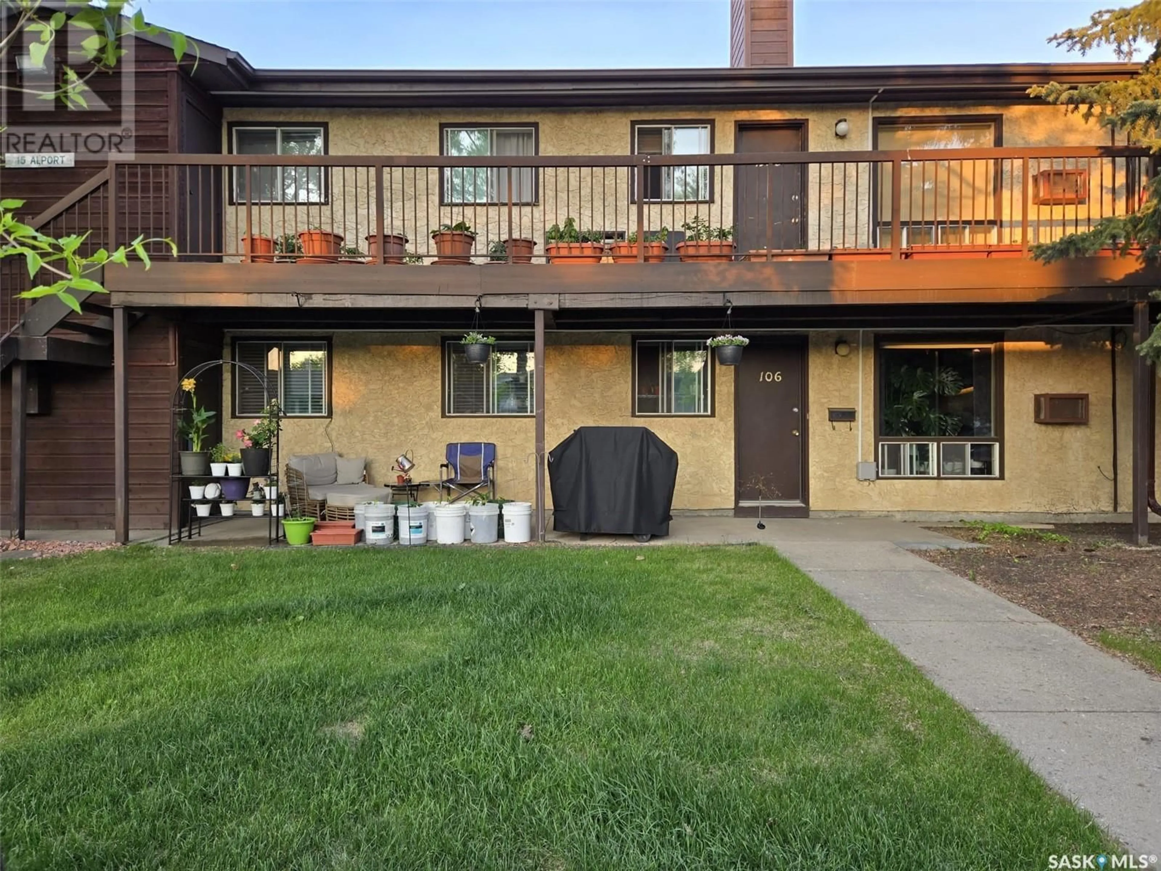 Patio, unknown for 15 - 106 ALPORT CRESCENT, Regina Saskatchewan S4R8C6