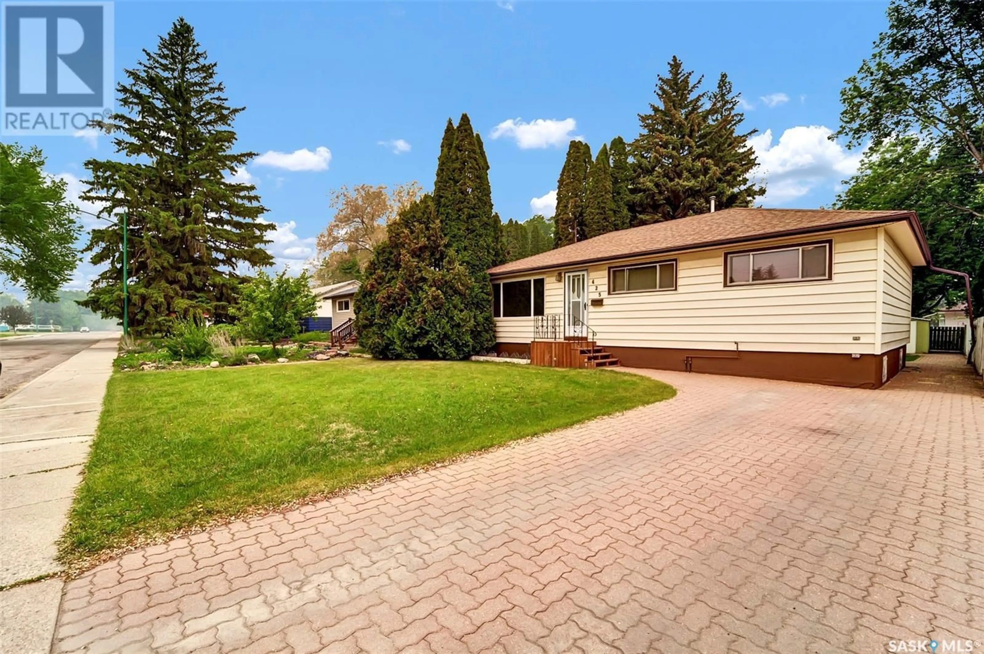 Unknown for 425 ELM STREET E, Saskatoon Saskatchewan S7J0H2