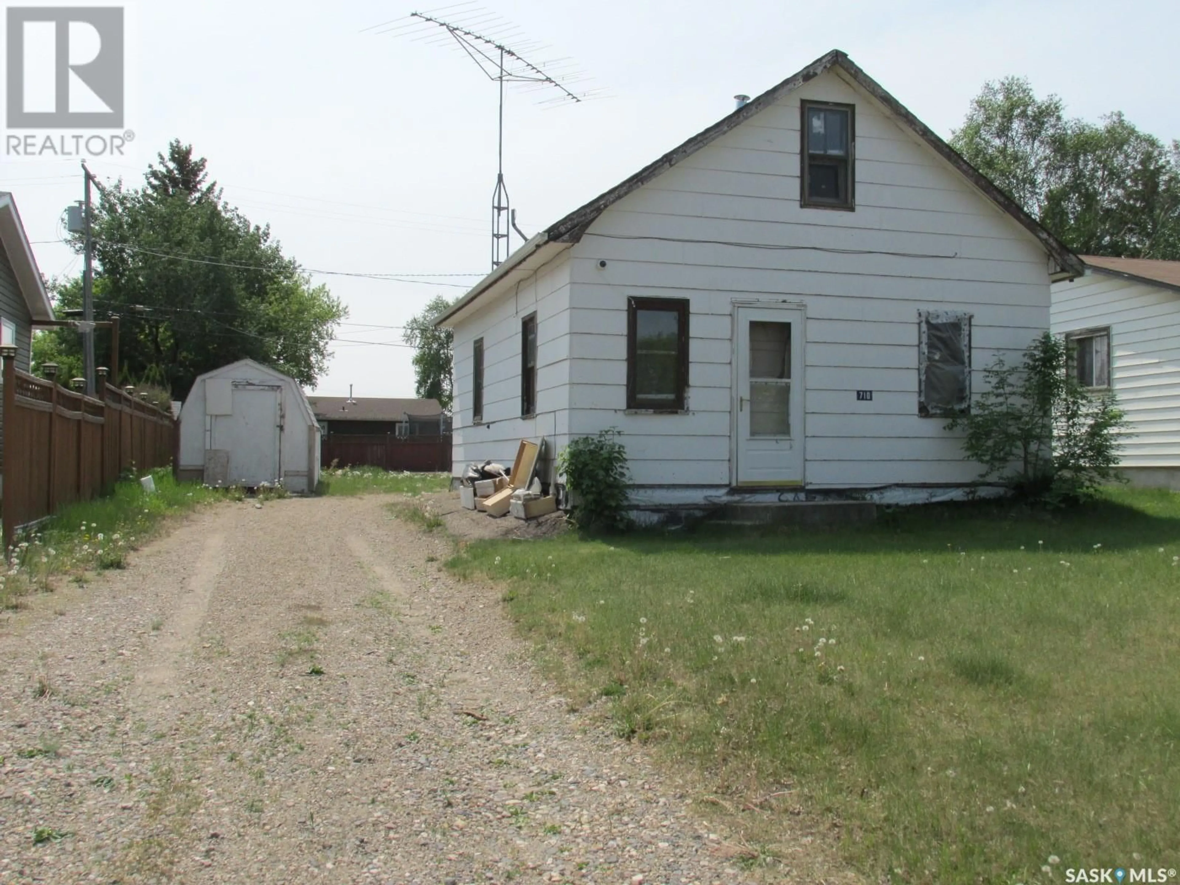 Unknown for 710 9TH AVENUE, Nipawin Saskatchewan S0E1E0