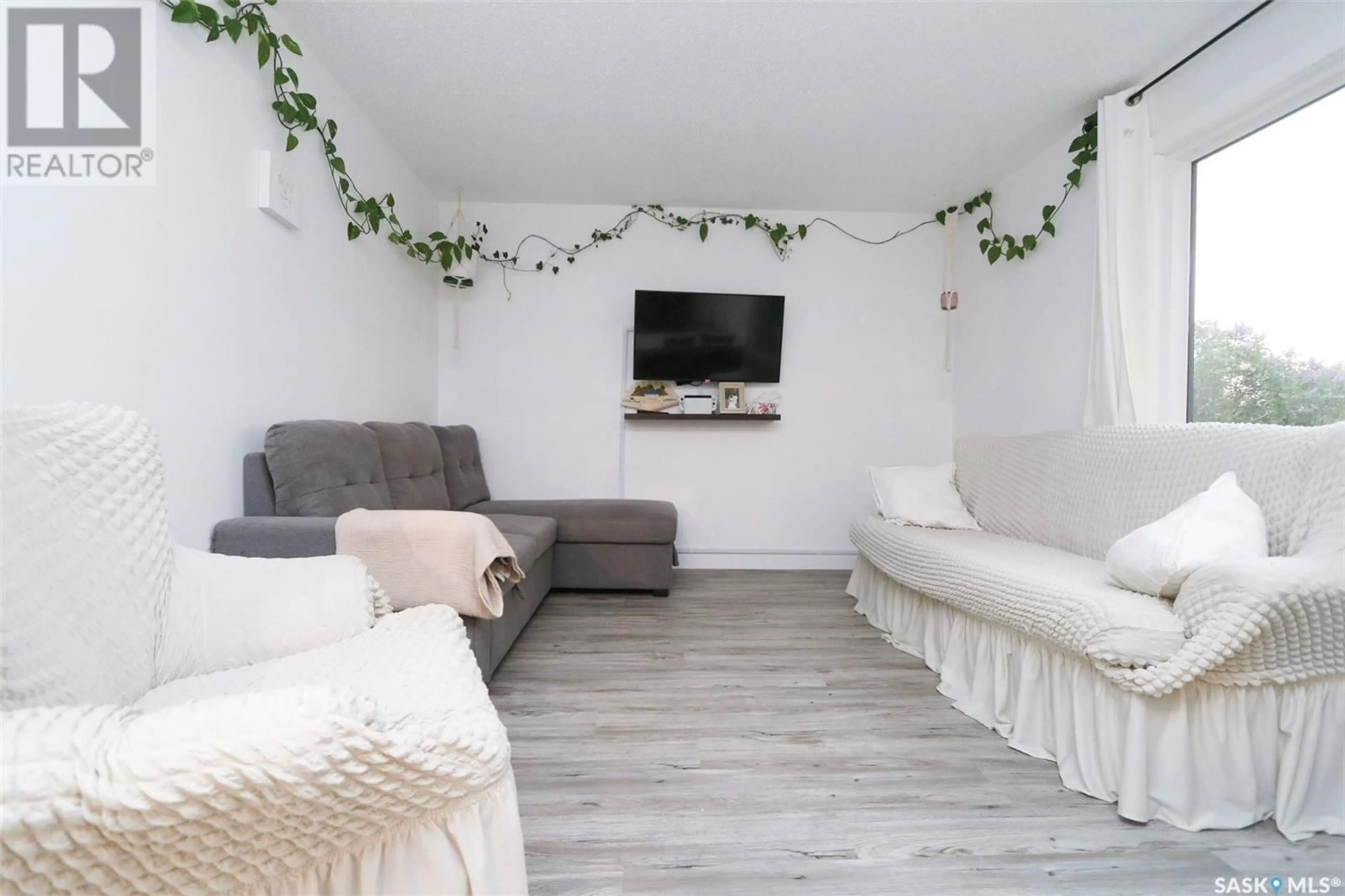Living room with furniture, unknown for 157 ROSLYN AVENUE, Yorkton Saskatchewan S3N1P2