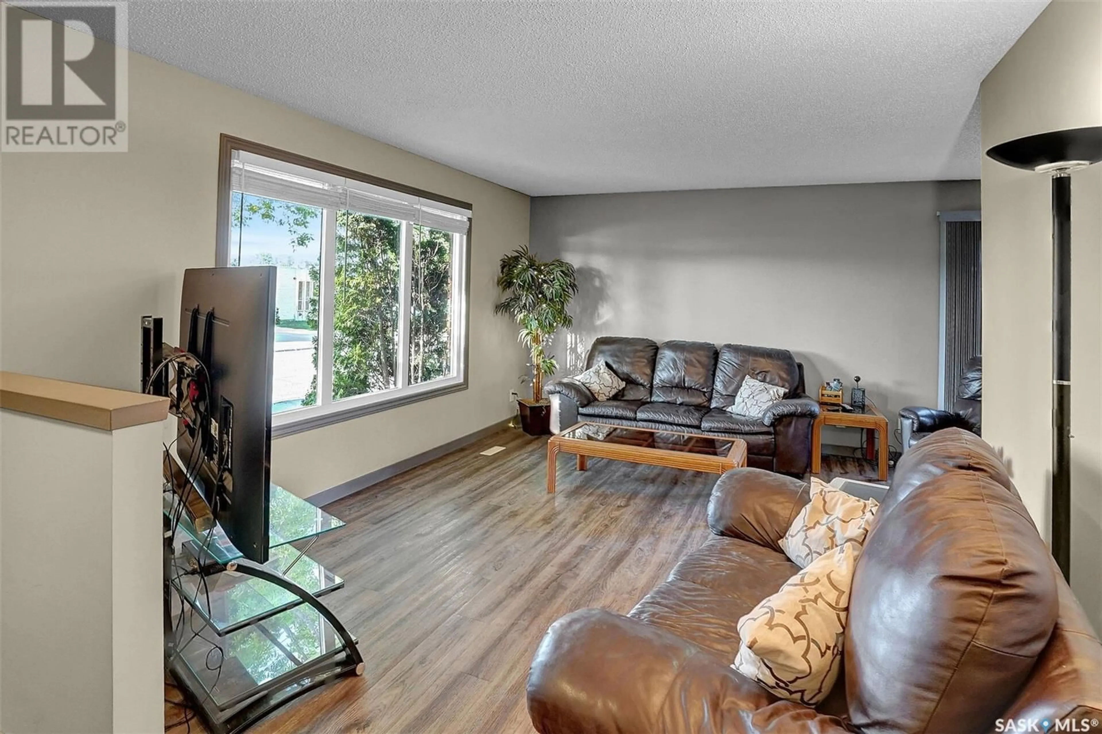 Living room with furniture, unknown for 11 DEMPSEY AVENUE, Regina Saskatchewan S4T7J3
