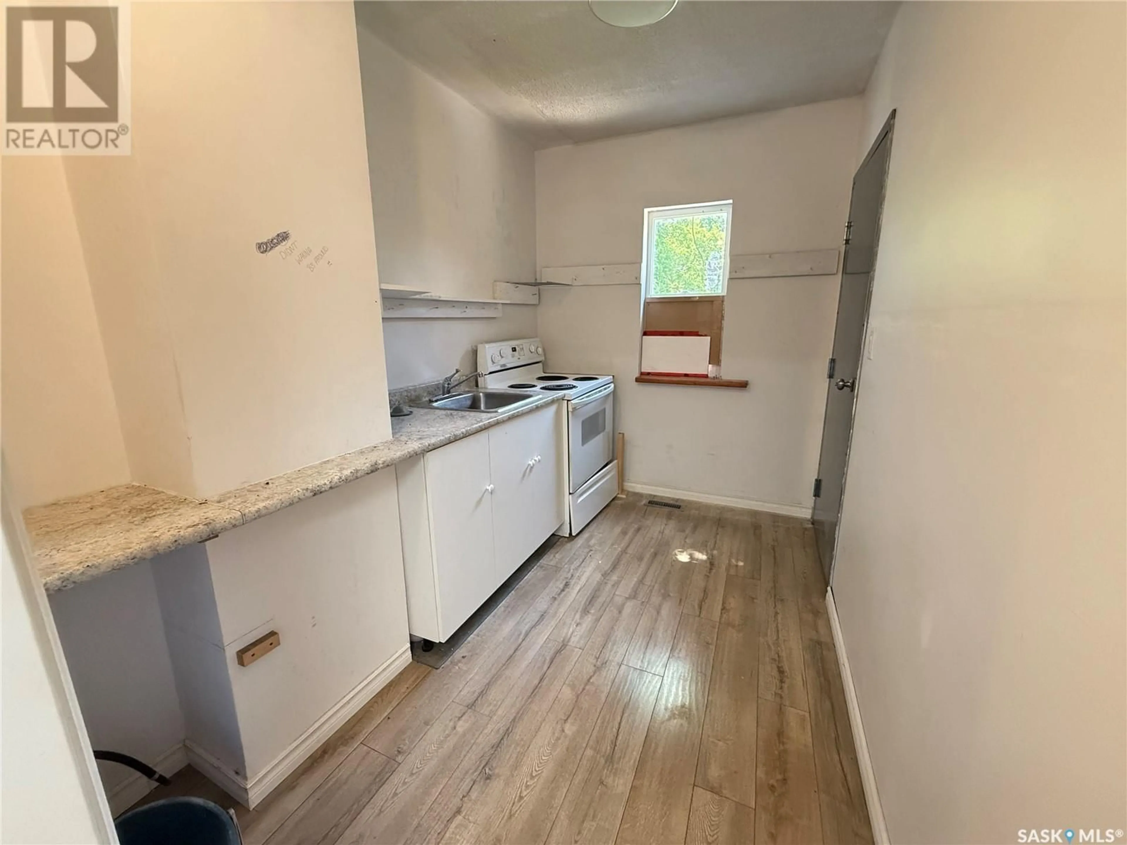 A pic of a room for 2919 DEWDNEY AVENUE, Regina Saskatchewan S4T0Y1