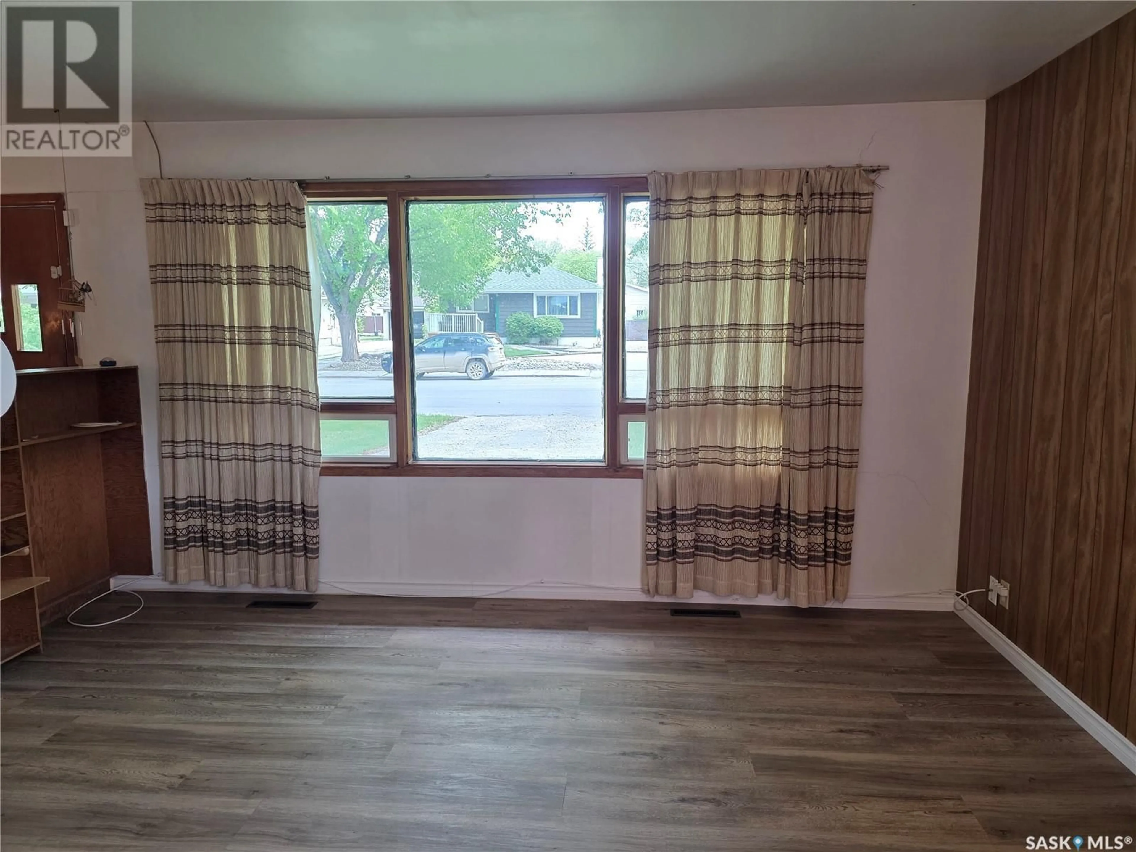 A pic of a room for 120 RAE STREET, Regina Saskatchewan S4R3L6