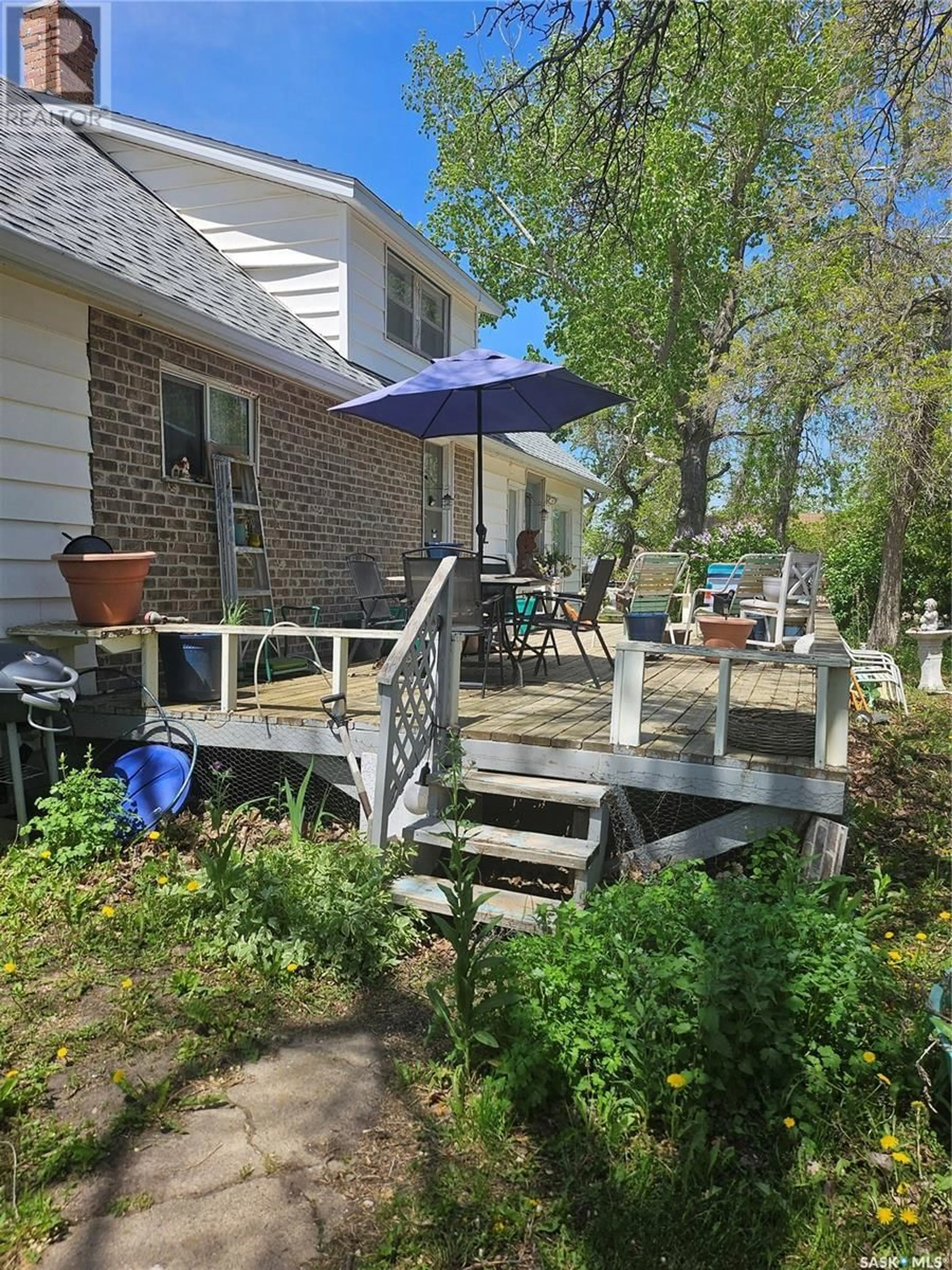 Patio, water/lake/river/ocean view for 402 SASKATCHEWAN AVENUE, Torquay Saskatchewan S0C2L0
