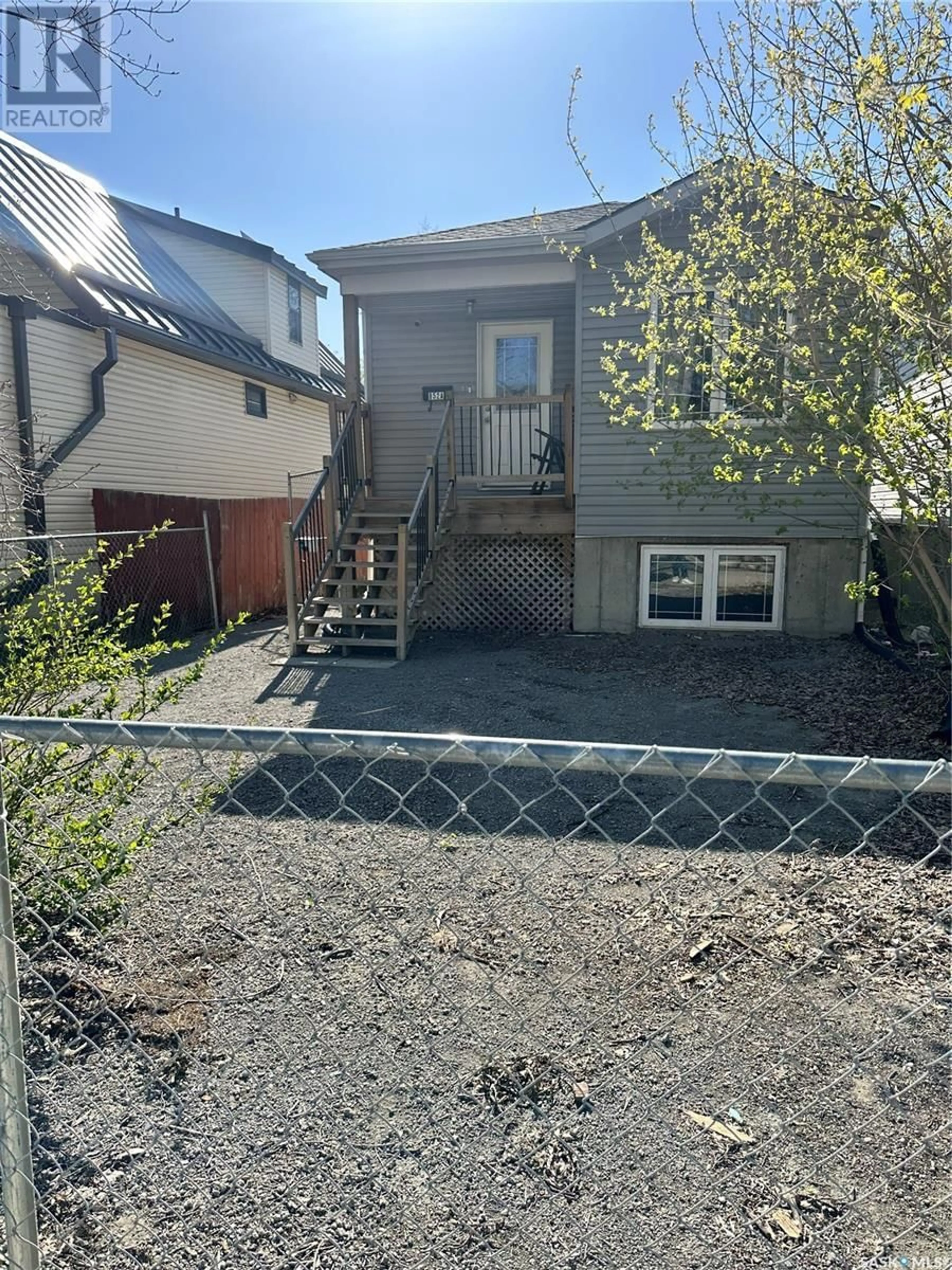 Unknown for 852 CAMERON STREET, Regina Saskatchewan S4T2S3