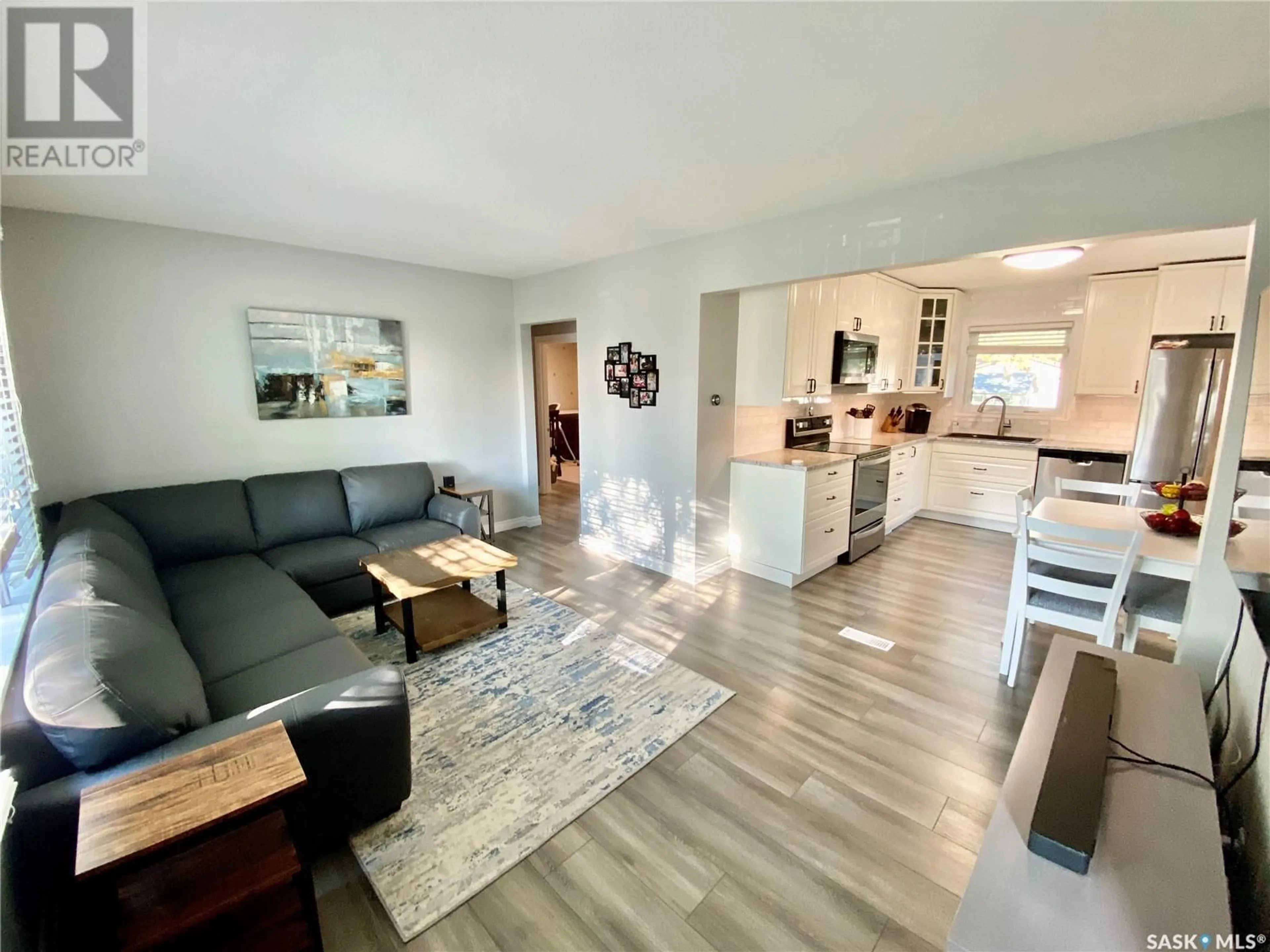 Living room with furniture, unknown for 741 ROYAL STREET, Regina Saskatchewan S4T4Z3