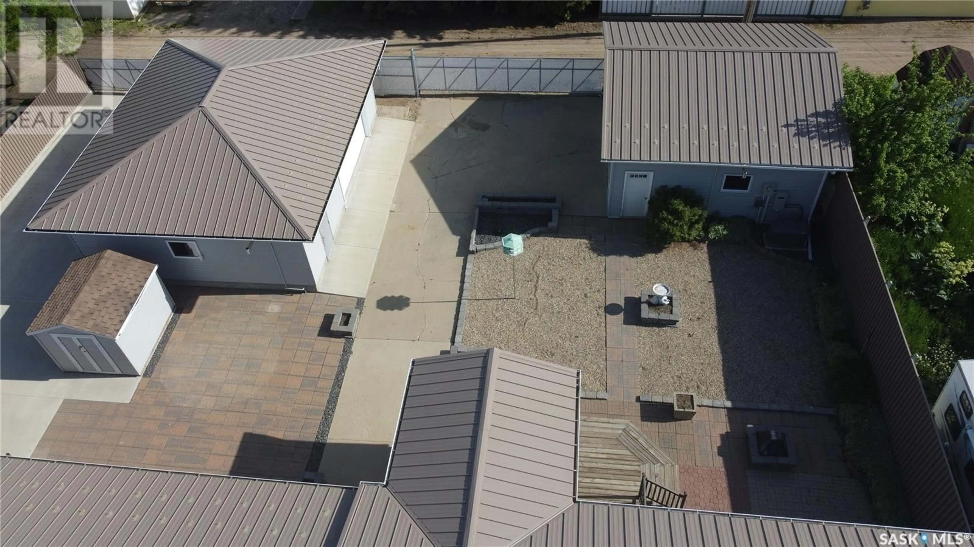 A pic from outside/outdoor area/front of a property/back of a property/a pic from drone, street for 110 3RD AVENUE, Gravelbourg Saskatchewan S0H1X0