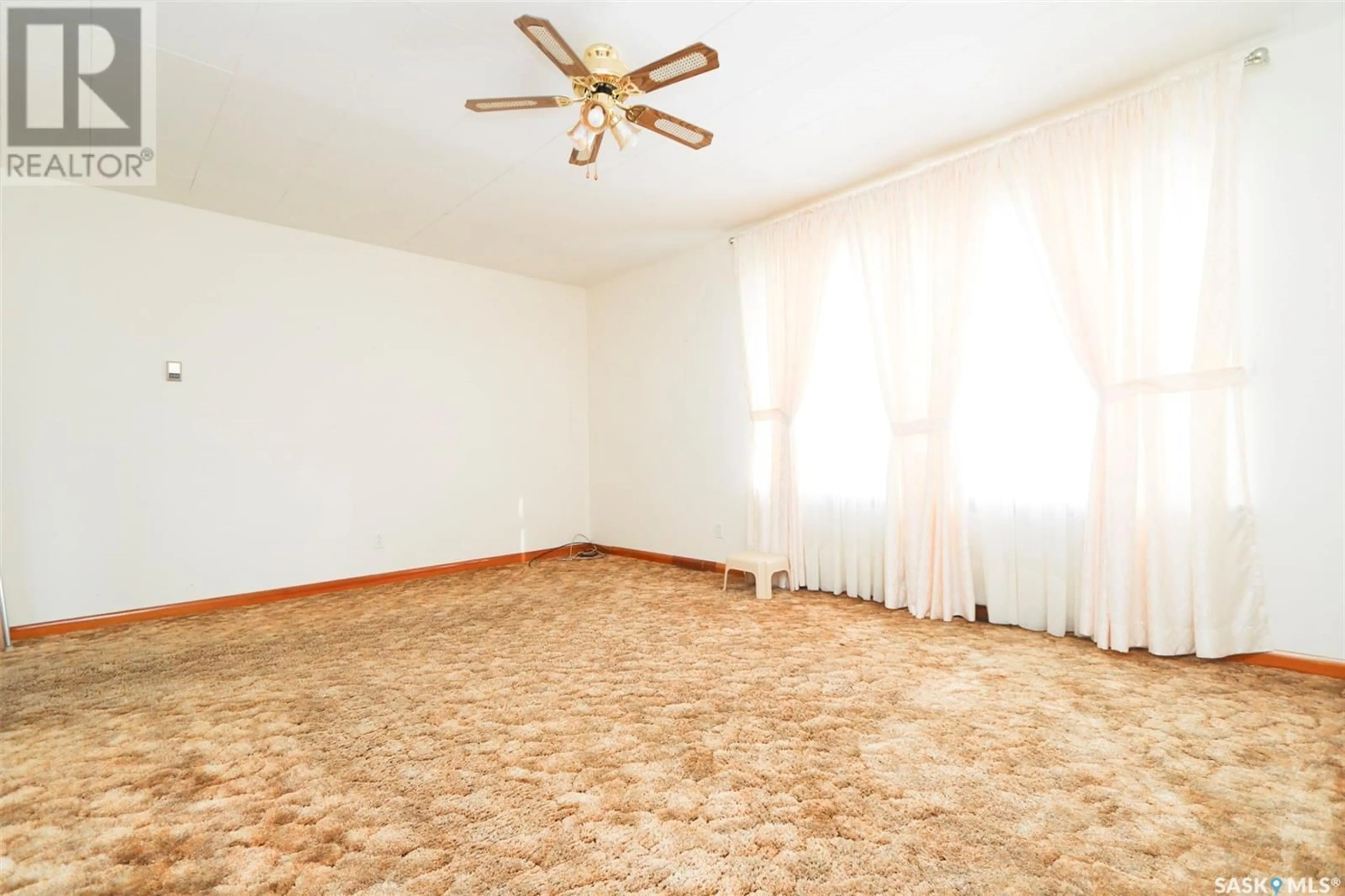 A pic of a room for 925 RAILWAY AVENUE, Theodore Saskatchewan S0A4C0