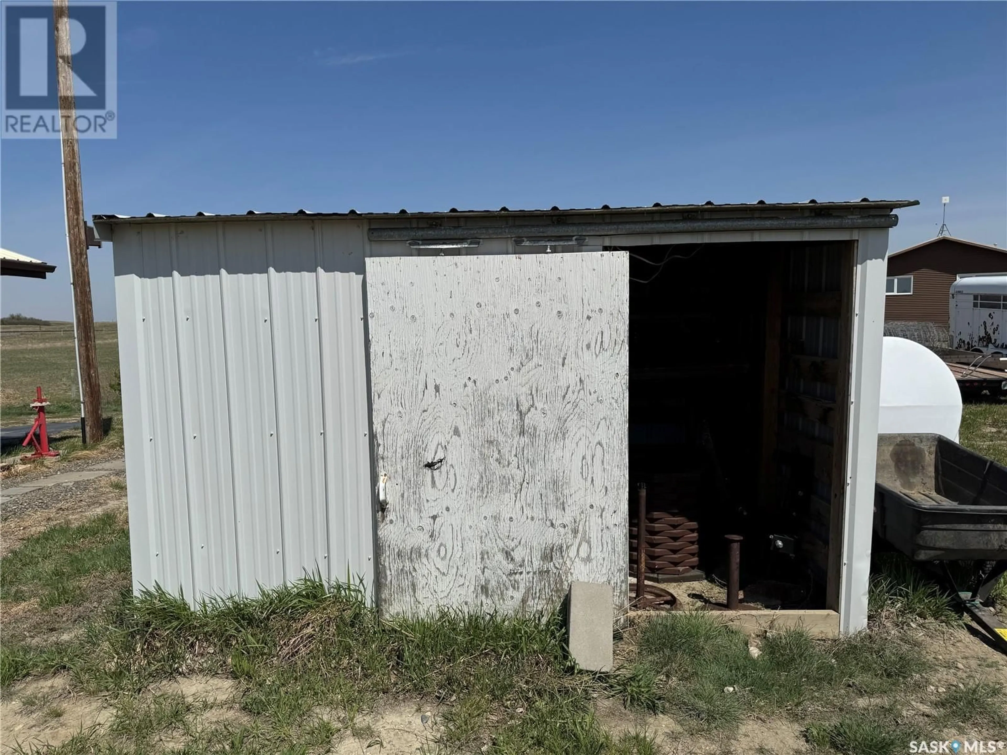 Shed for 32.78 acres - BUZILA ACREAGE, Longlaketon Rm No. 219 Saskatchewan S0G0W0