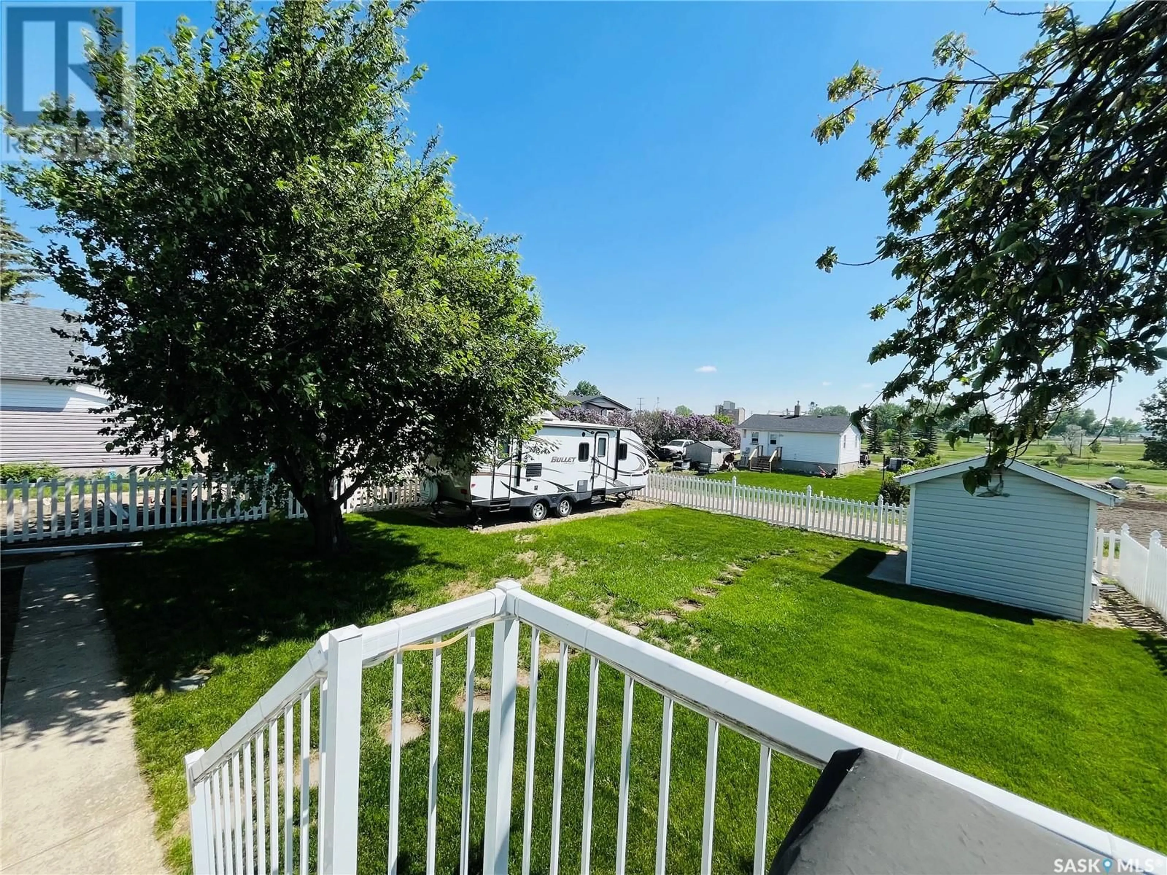 A pic from outside/outdoor area/front of a property/back of a property/a pic from drone, unknown for 43 14TH AVENUE, Swift Current Saskatchewan S9H3S3