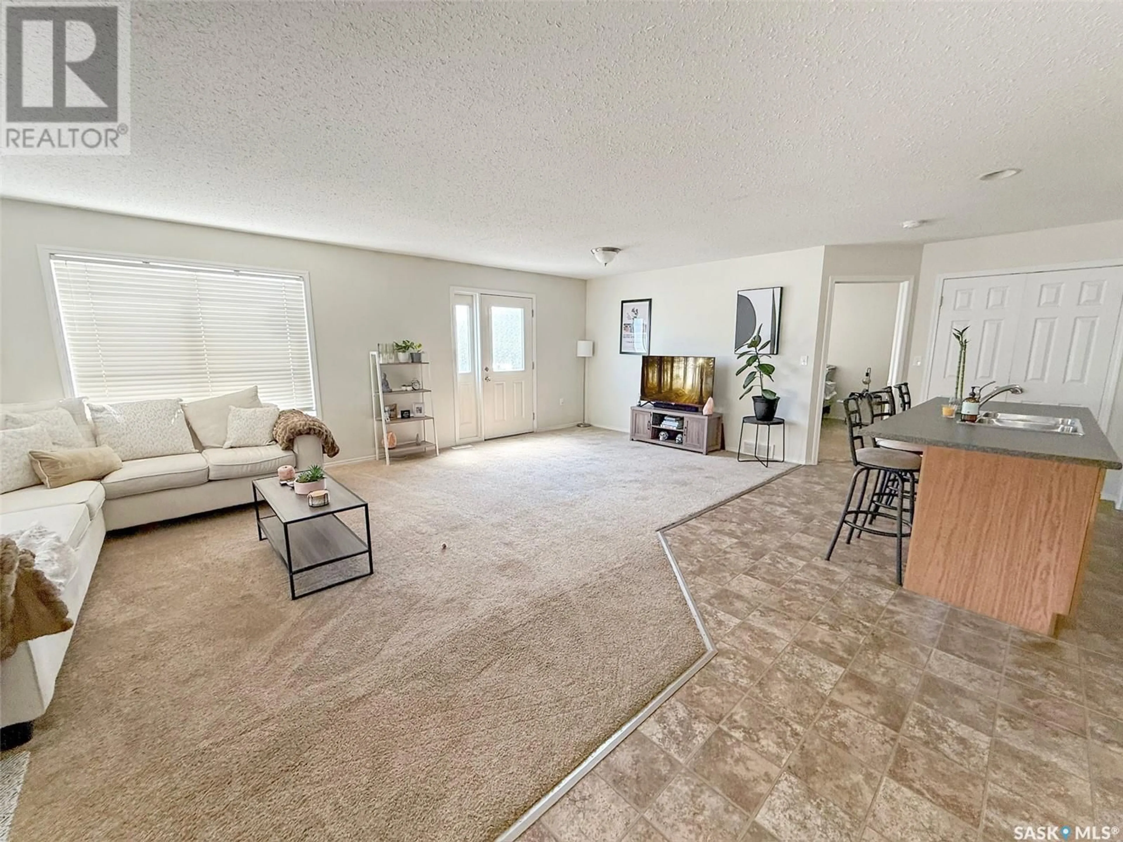 Living room with furniture, unknown for 16 - 1275 RAILWAY STREET, Swift Current Saskatchewan S9H5P3