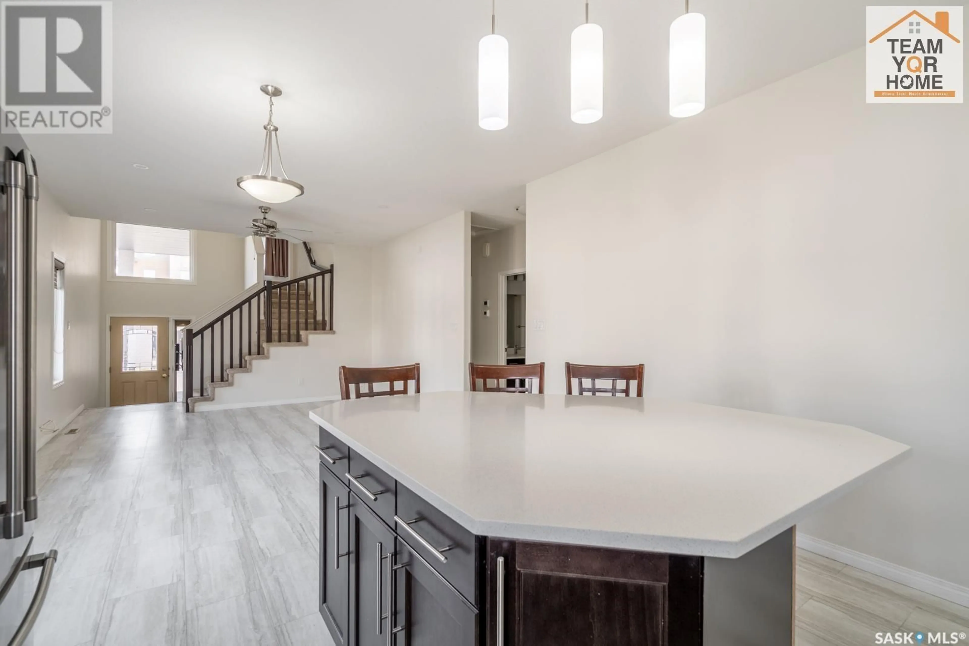 Open concept kitchen, unknown for 5549 WATERER ROAD, Regina Saskatchewan S4W0N2