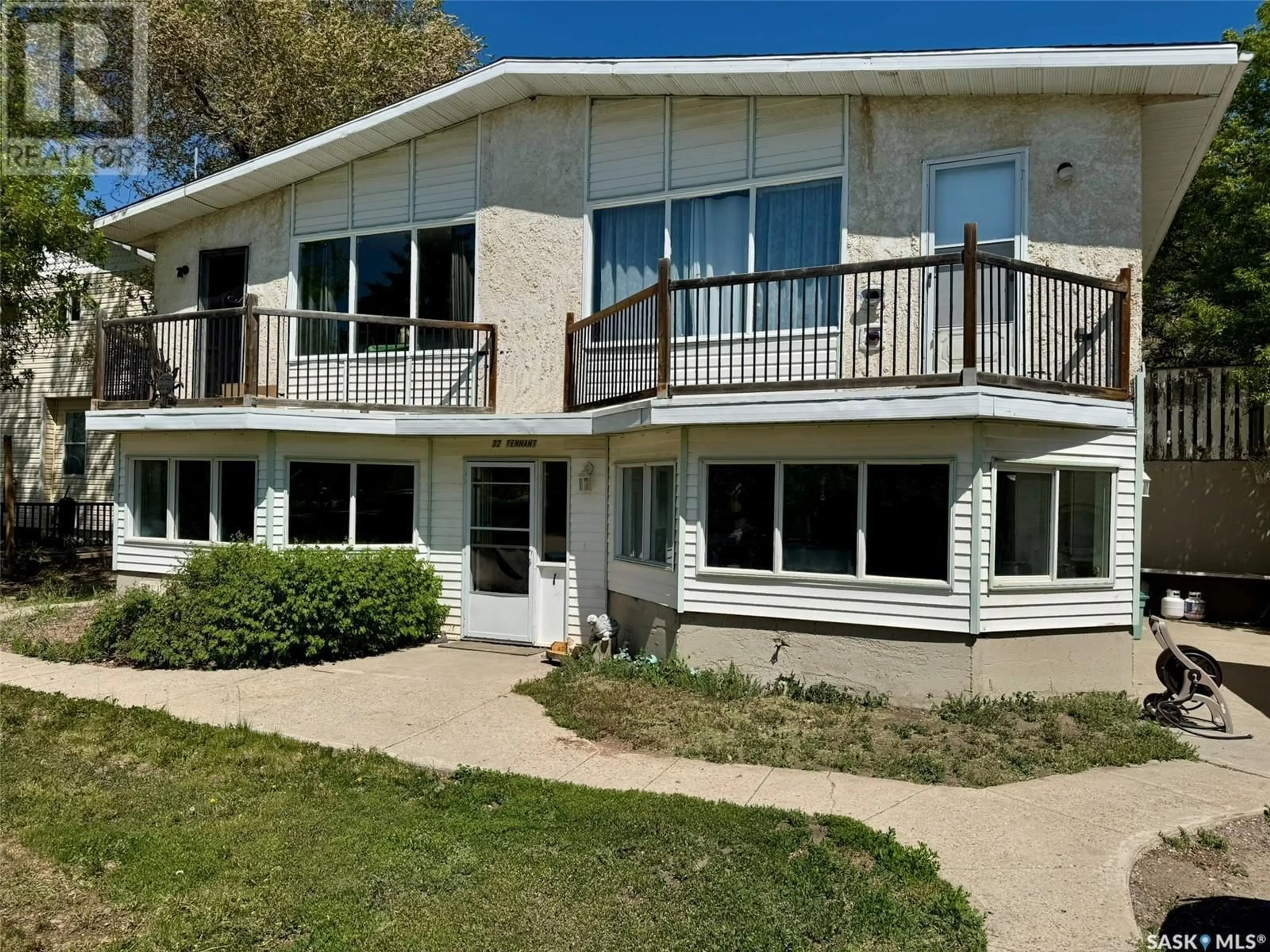 A pic from outside/outdoor area/front of a property/back of a property/a pic from drone, unknown for 32 TENNANT STREET, Craven Saskatchewan S0G0W0
