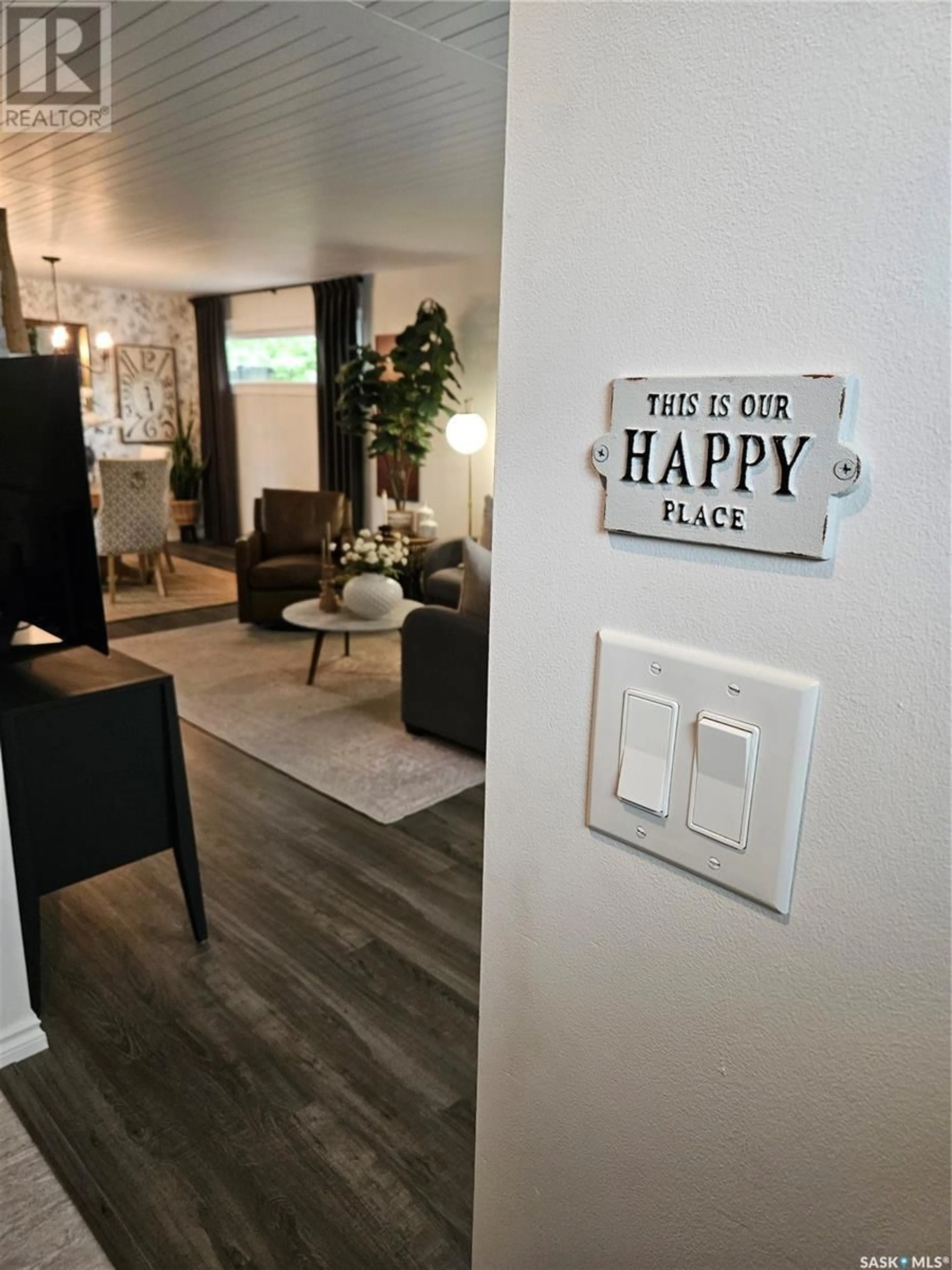 Indoor entryway for 829 ALBERT STREET, Estevan Saskatchewan S4A1R9