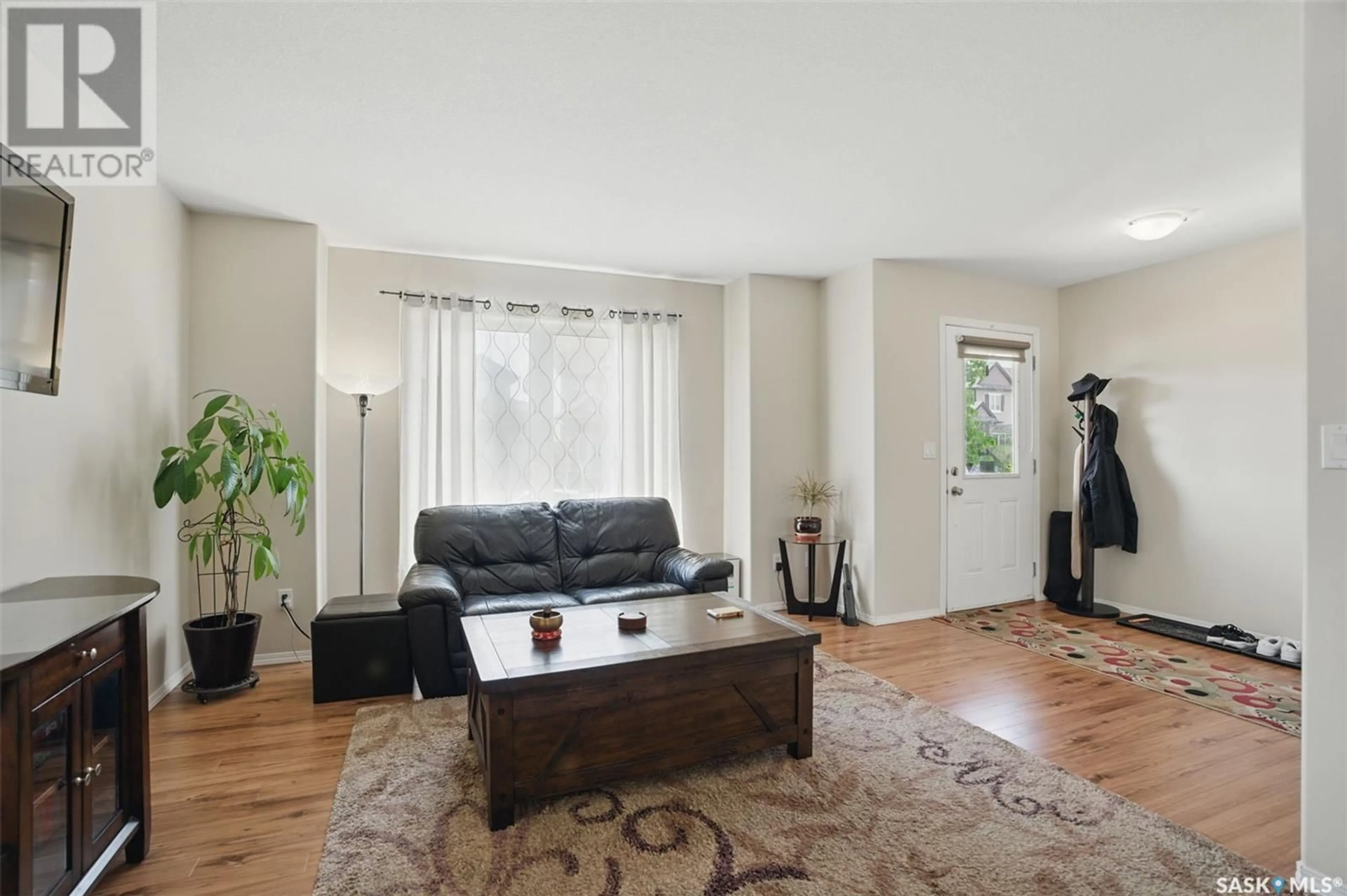 Living room with furniture, unknown for 363 LYND LANE, Saskatoon Saskatchewan S7T0B1