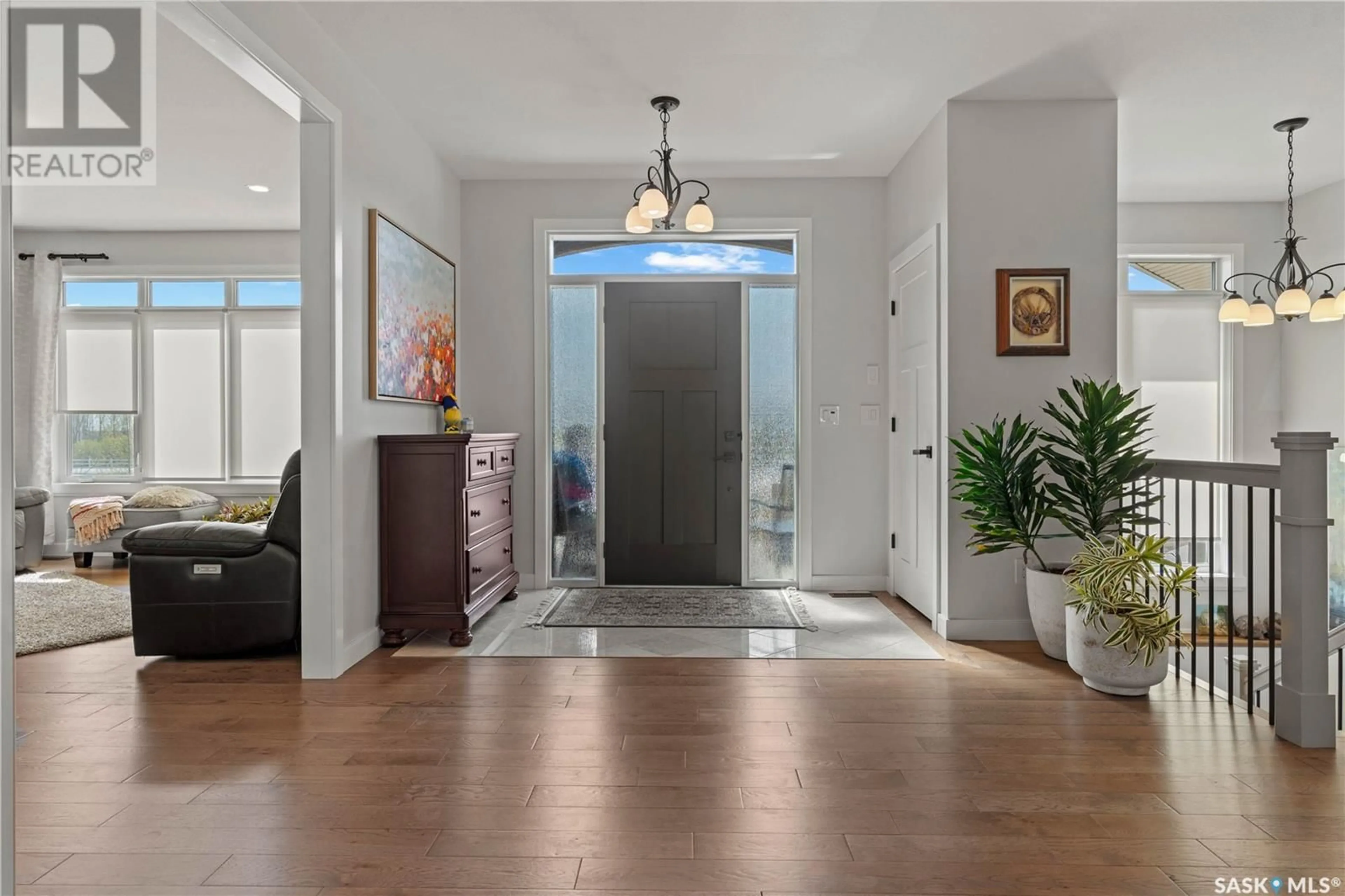 Indoor entryway for 104 ROCK POINTE CRESCENT, Pilot Butte Saskatchewan S0G3Z0