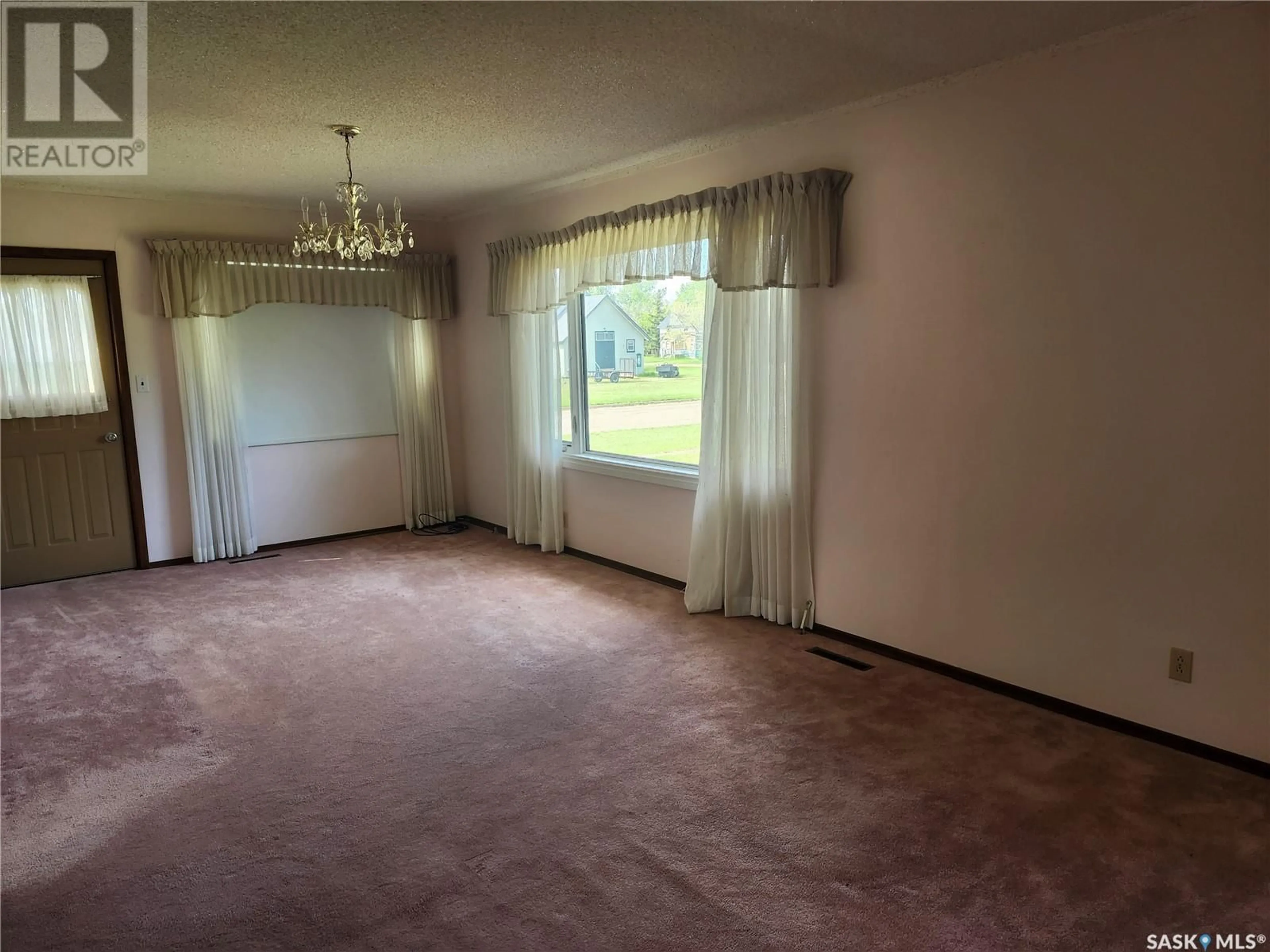 A pic of a room for 16 H AVENUE, Willow Bunch Saskatchewan S0H0K0
