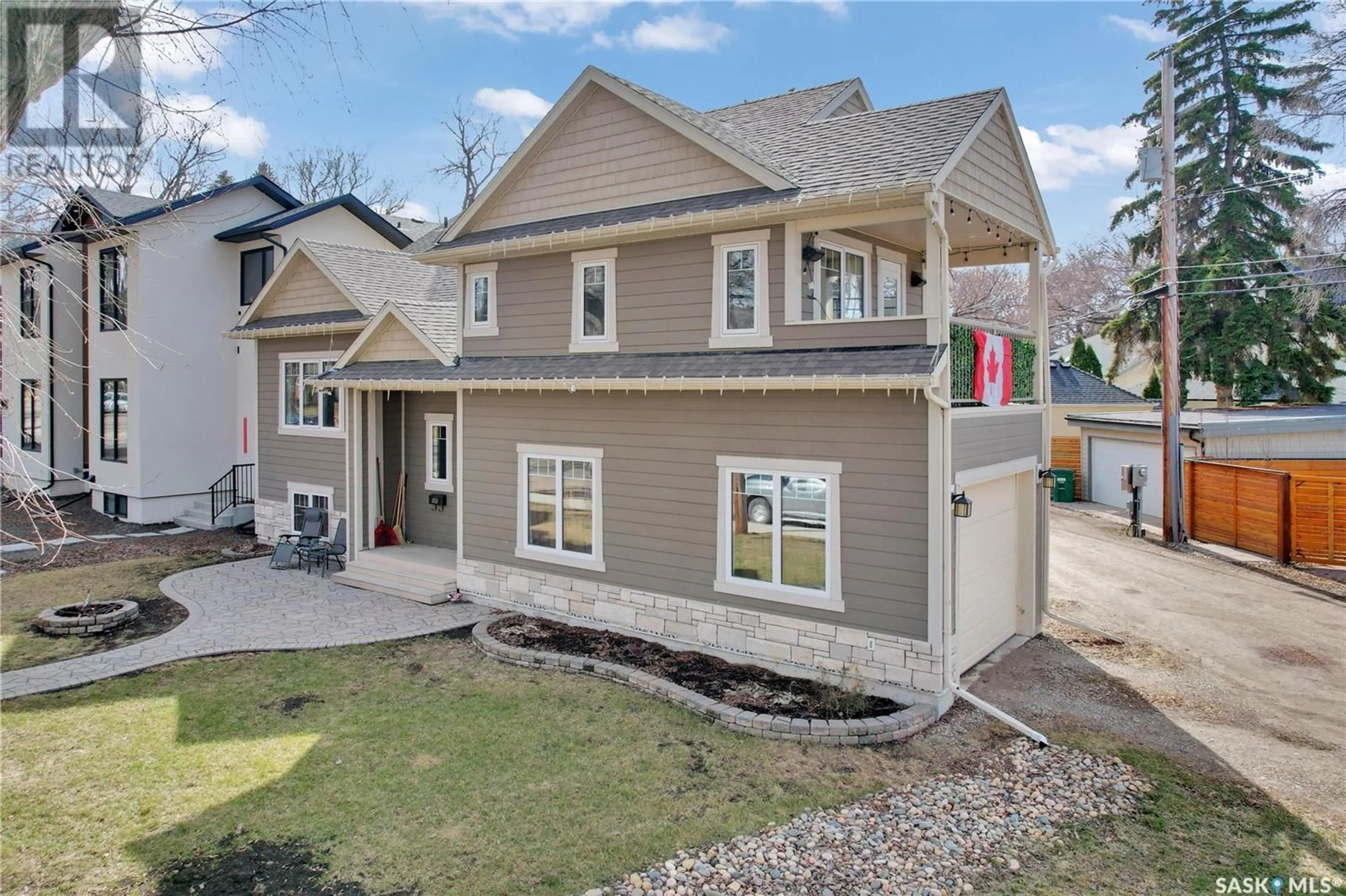 Home with vinyl exterior material, street for 101 POPLAR CRESCENT, Saskatoon Saskatchewan S7M0A7