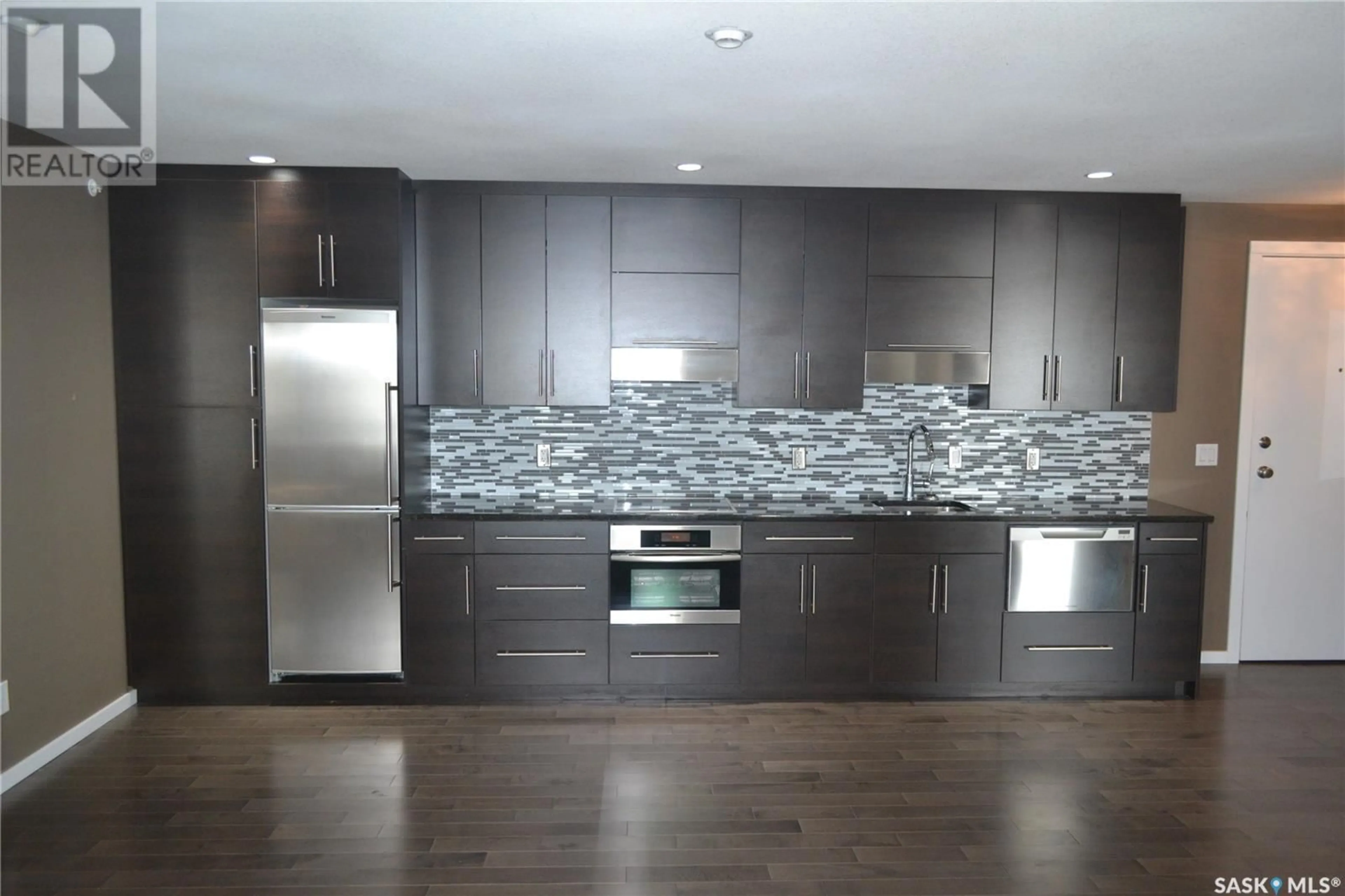 Open concept kitchen, unknown for 230 - 406 SLIMMON ROAD, Saskatoon Saskatchewan S7V0B3