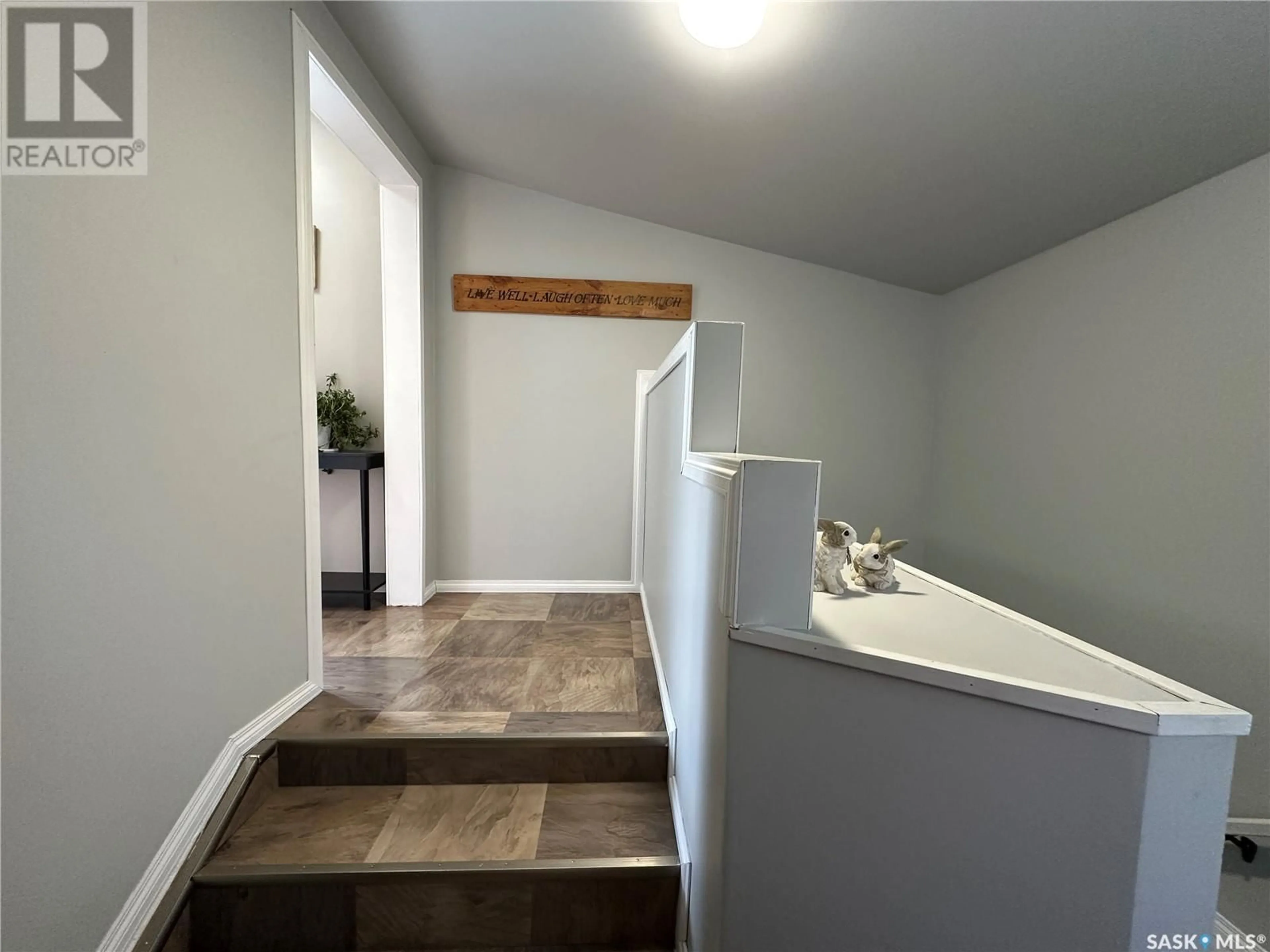 Indoor entryway for 611 GARDNER STREET, Bruno Saskatchewan S0K0S0