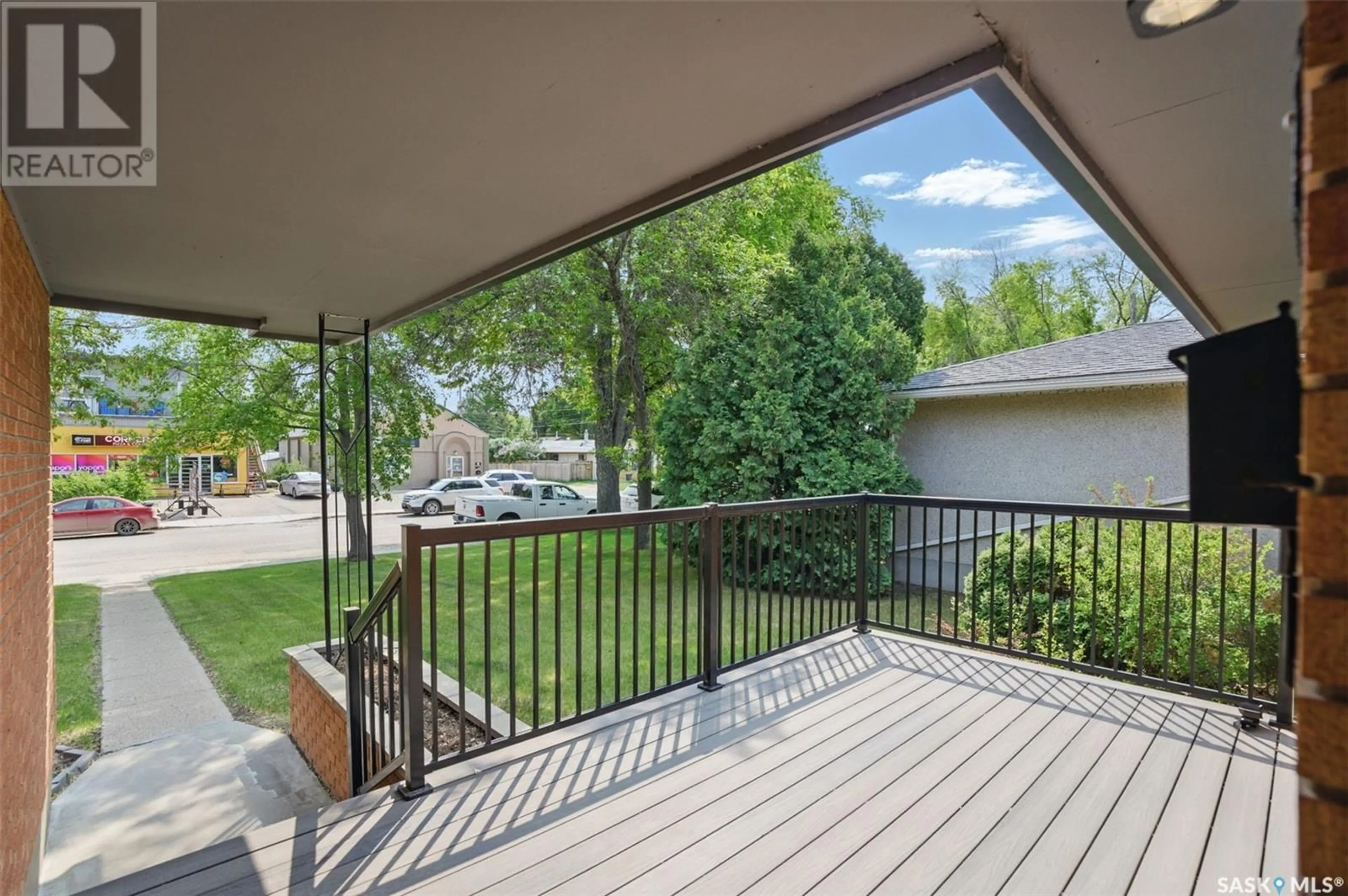 Patio, unknown for 2812 ESTEY DRIVE, Saskatoon Saskatchewan S7J2V7