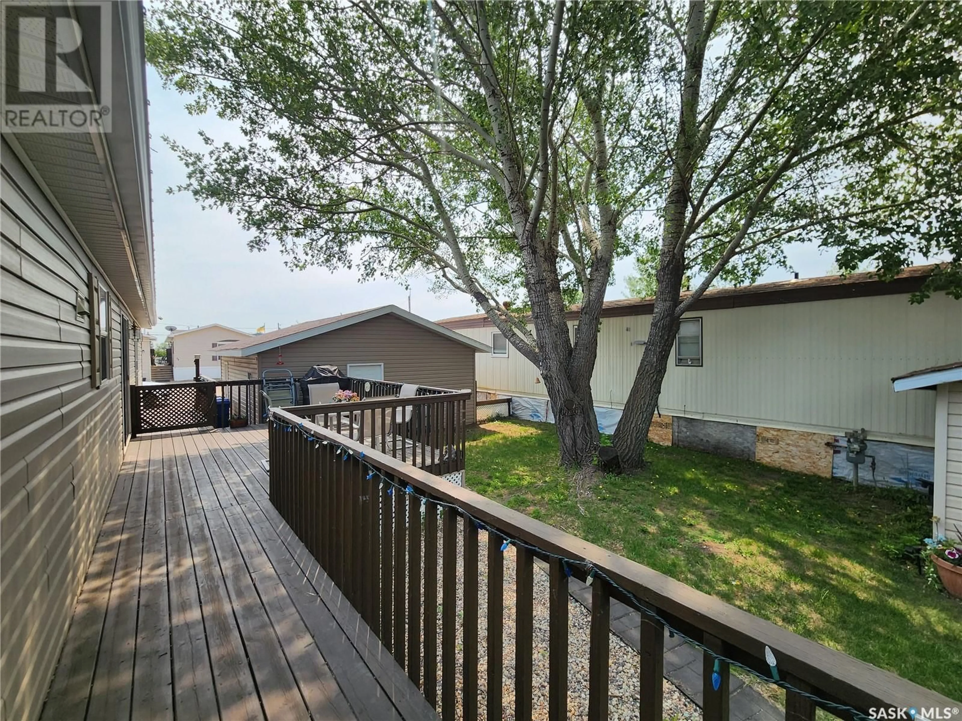 Patio, street for 8 555 DIELSCHNEIDER ROAD, Melville Saskatchewan S0A2P0