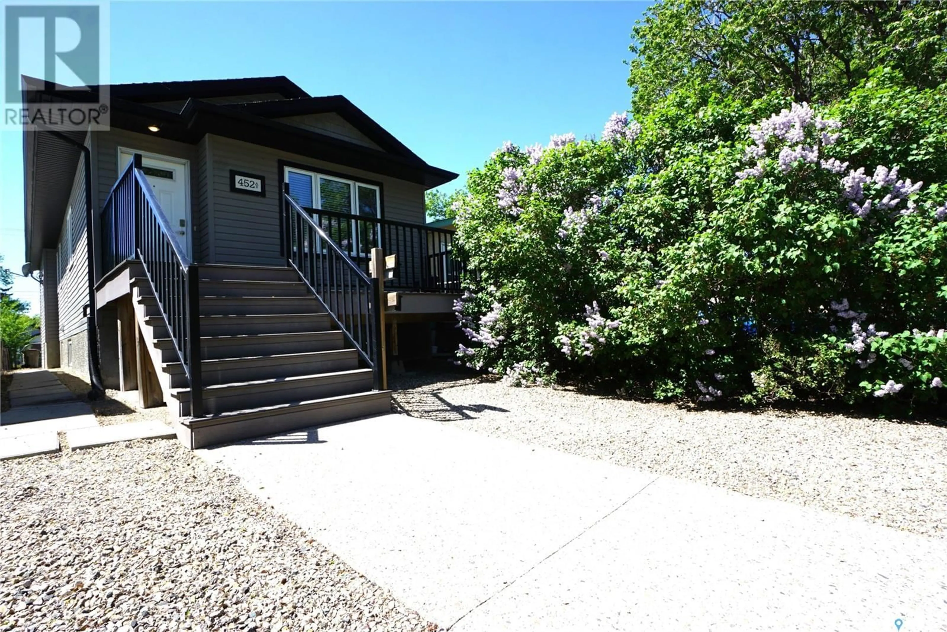 Patio, unknown for 452 HALIFAX STREET, Regina Saskatchewan S4R1T3