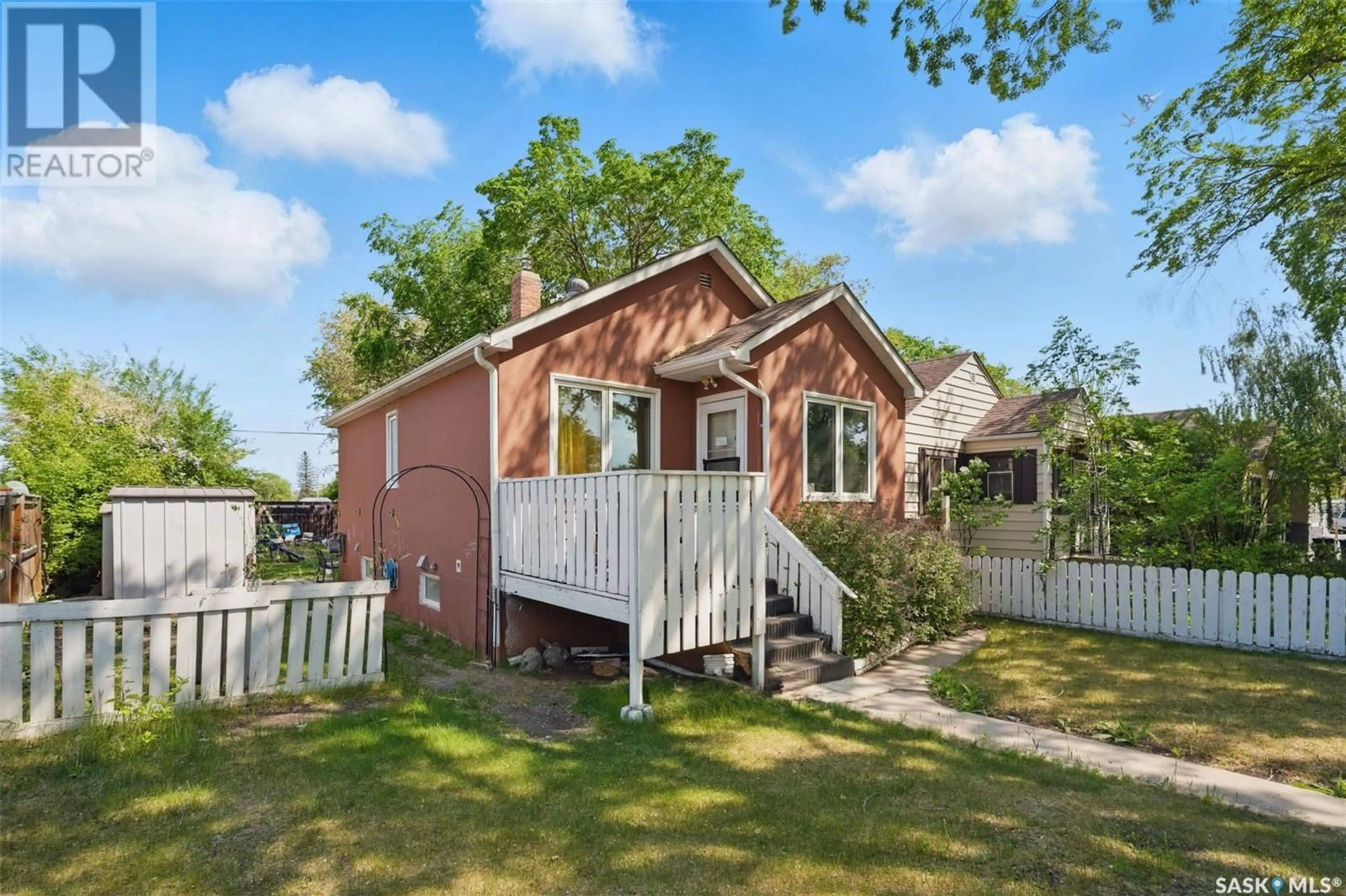 Shed for 126 J AVENUE, Saskatoon Saskatchewan S7M2A1