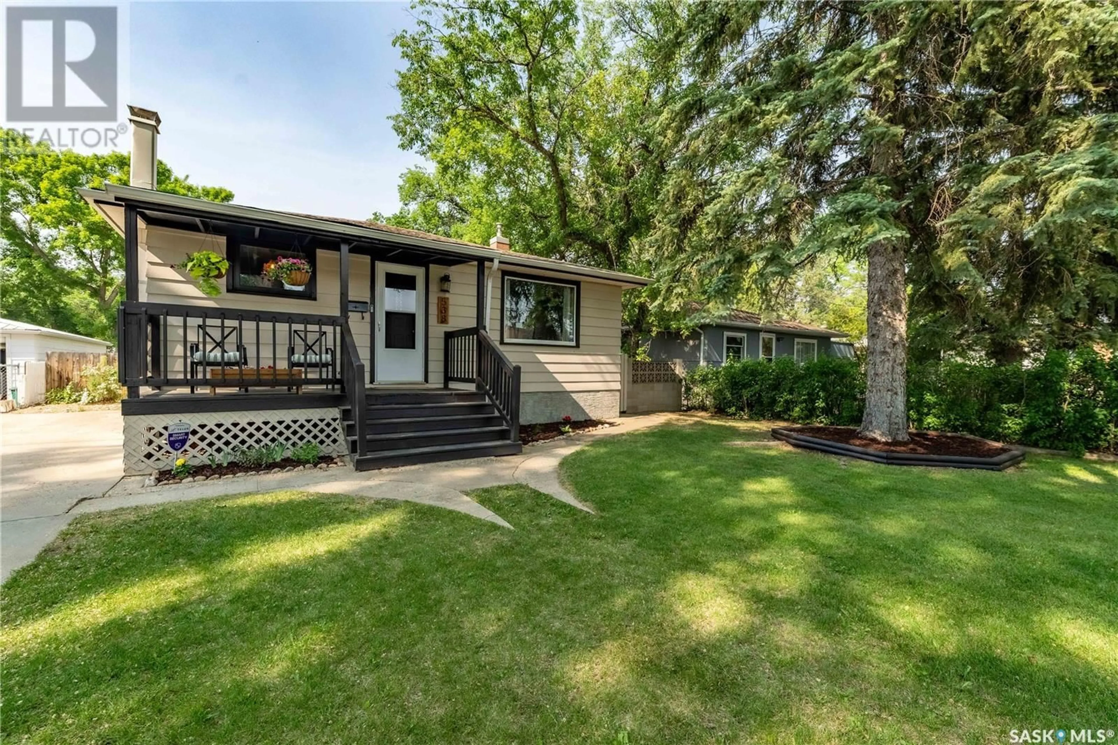 Home with vinyl exterior material, street for 538 DUFFIELD STREET, Moose Jaw Saskatchewan S6H5H9