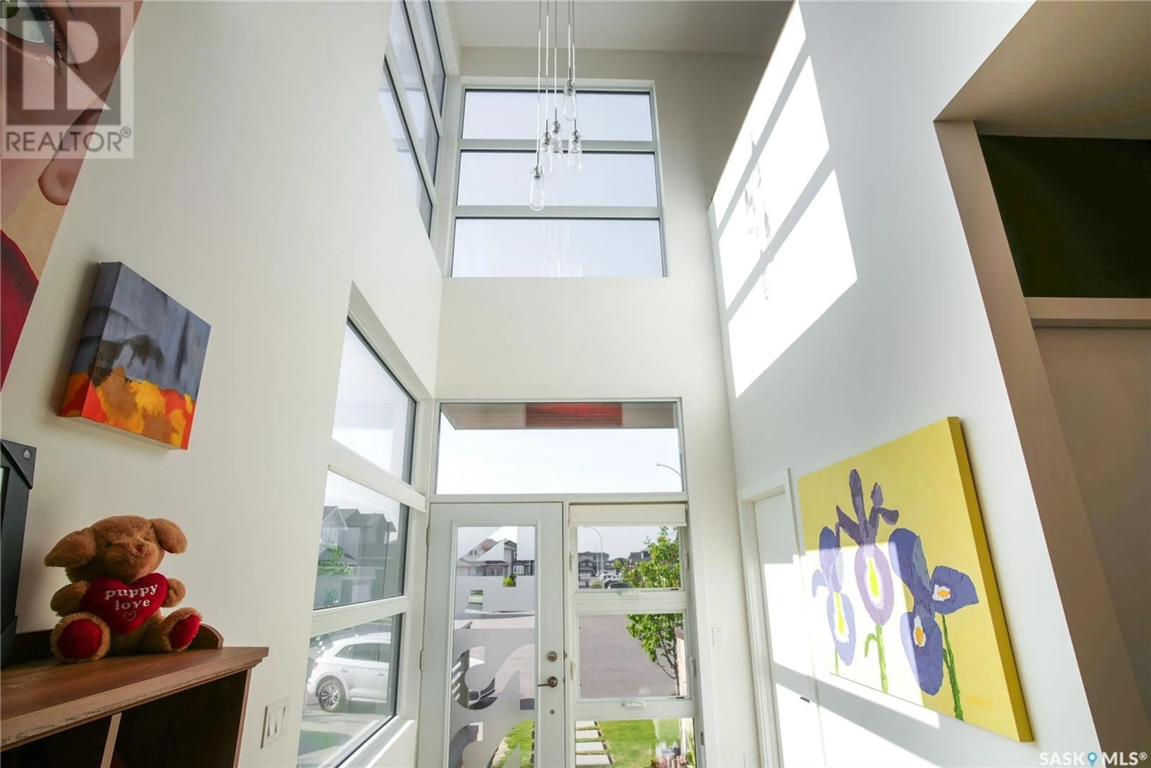 Indoor foyer for 4122 SKINNER BAY, Regina Saskatchewan S4W0A2