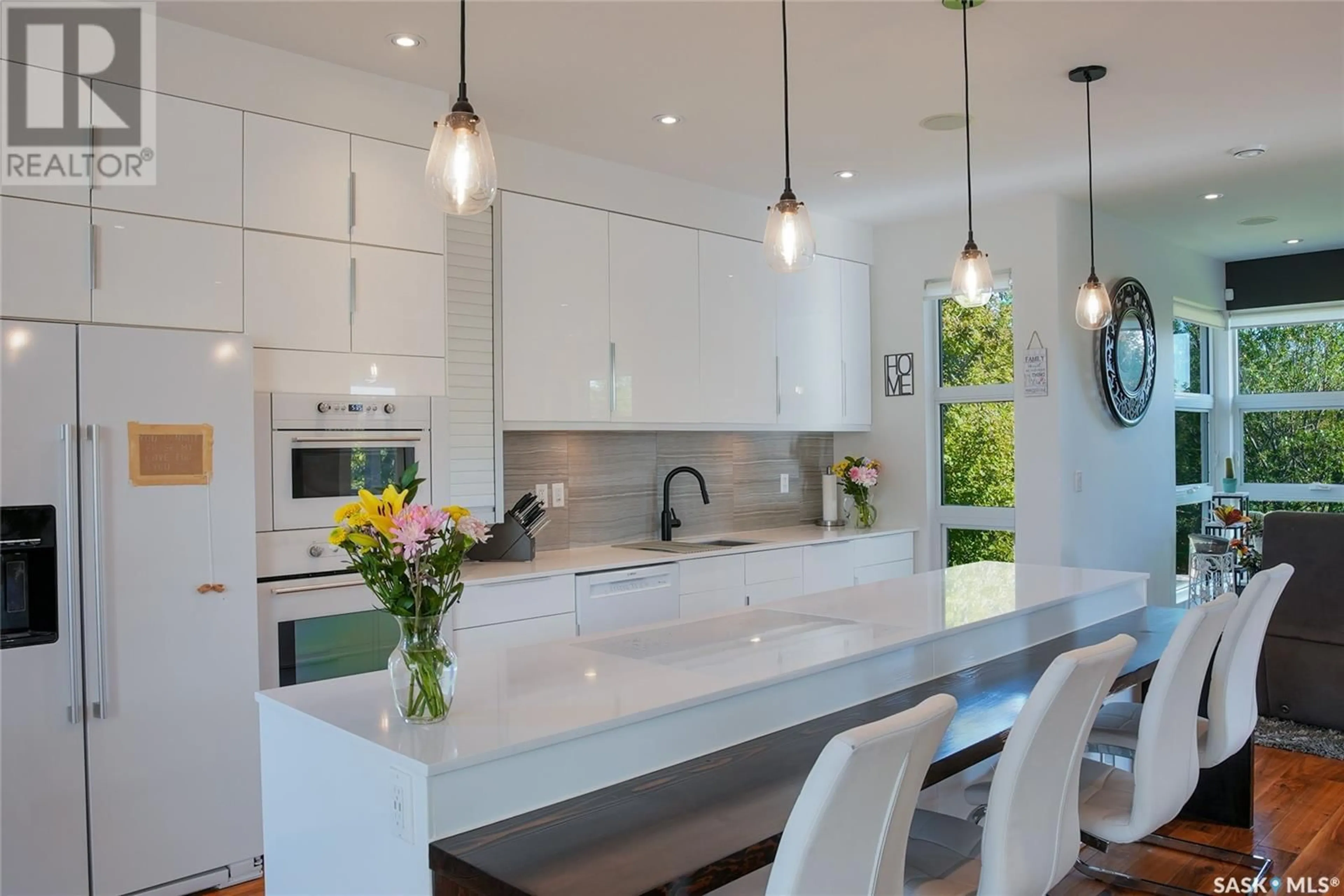 Contemporary kitchen, unknown for 4122 SKINNER BAY, Regina Saskatchewan S4W0A2