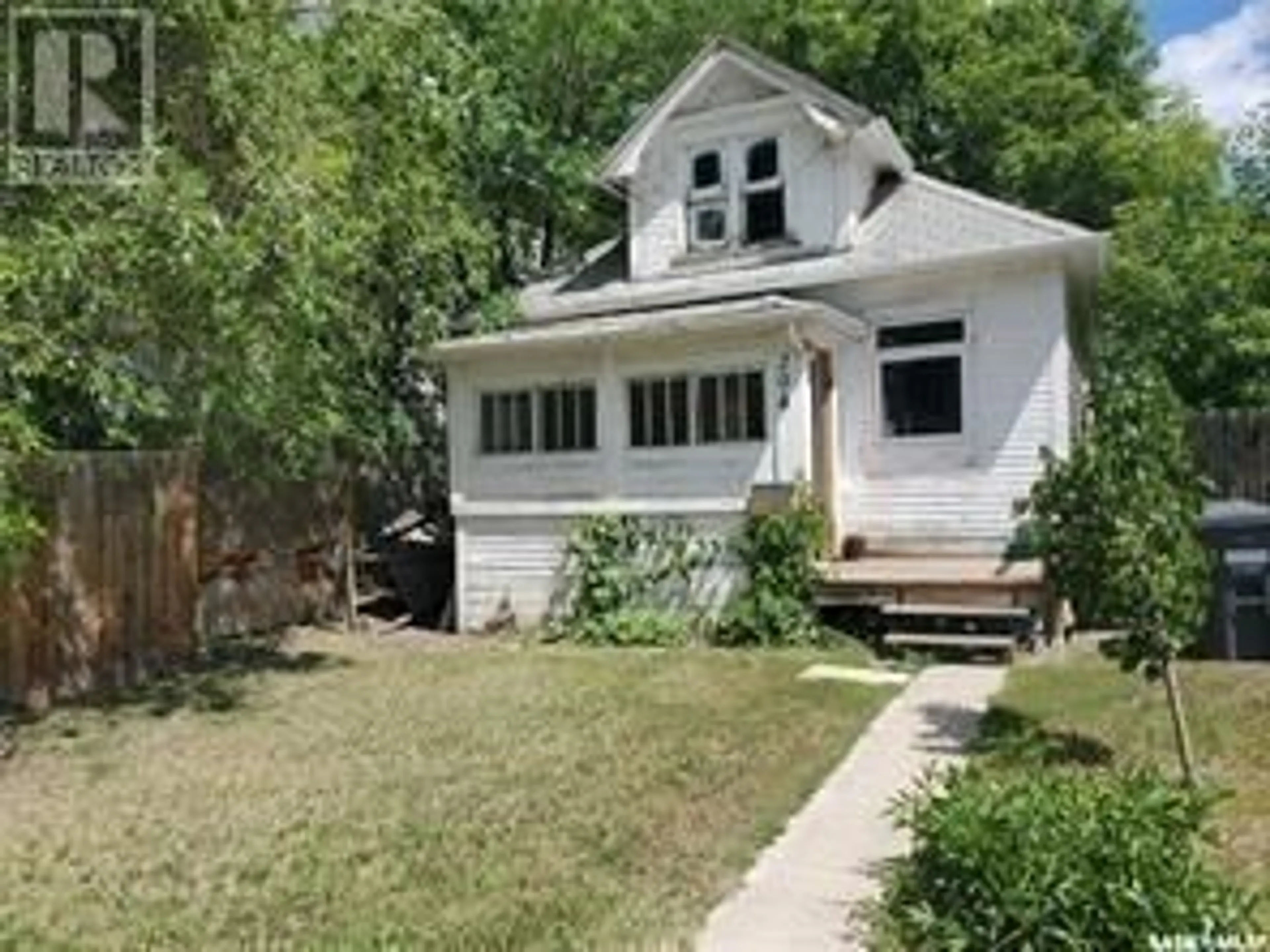 Unknown for 204 K AVENUE, Saskatoon Saskatchewan S7M2W5