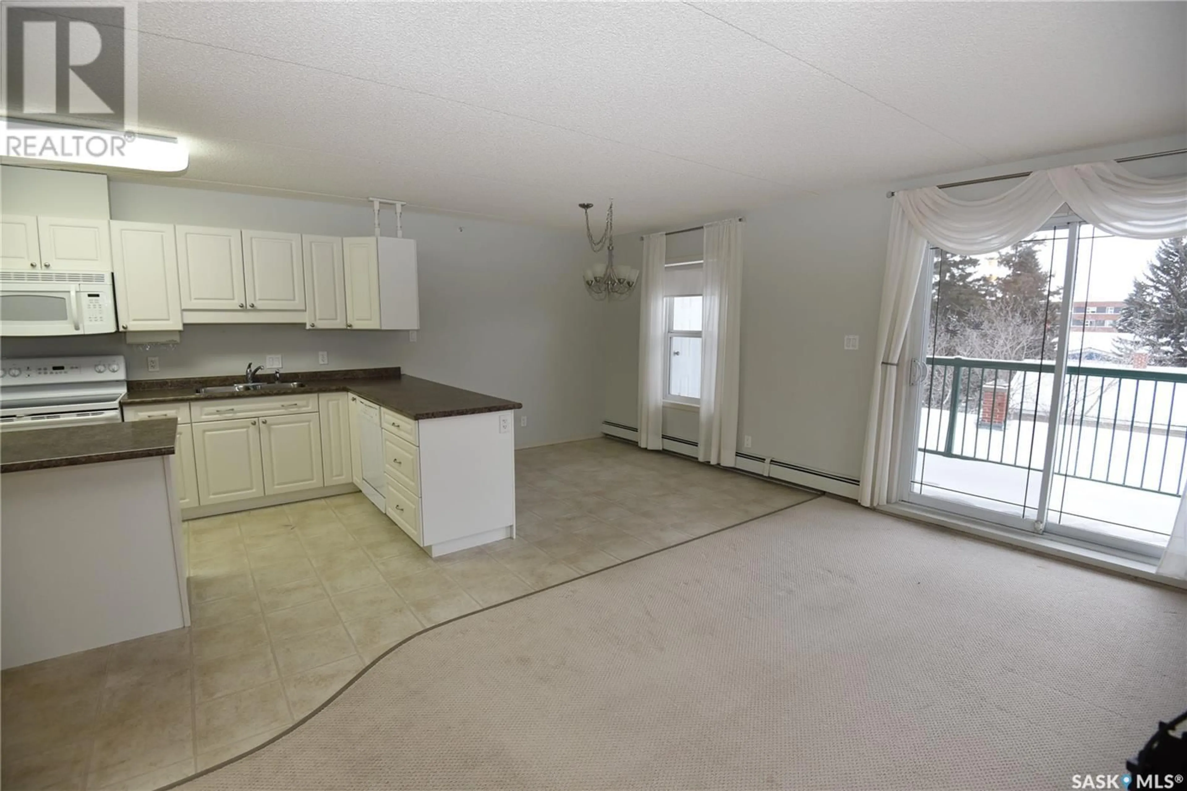 Unknown for 308 215 1ST STREET E, Nipawin Saskatchewan S0E1E0