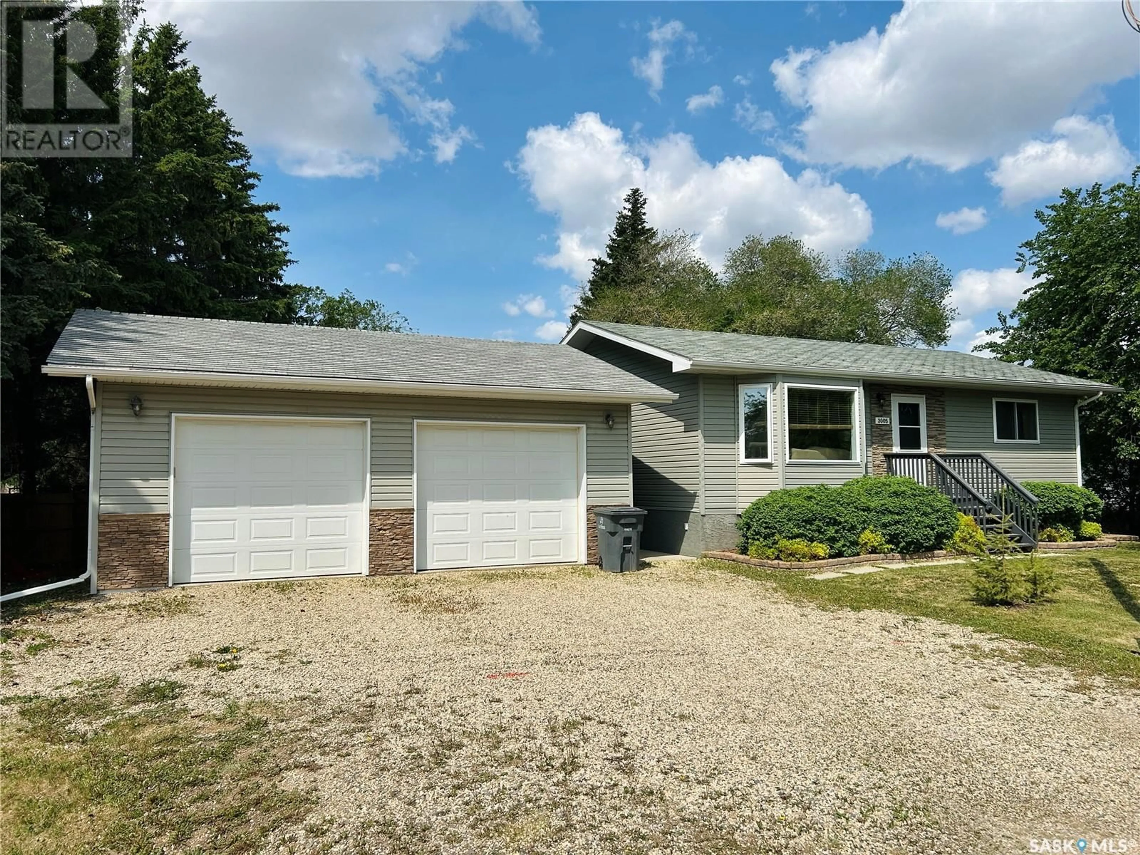 Unknown for 3005 2ND AVENUE, Waldheim Saskatchewan S0K4R0