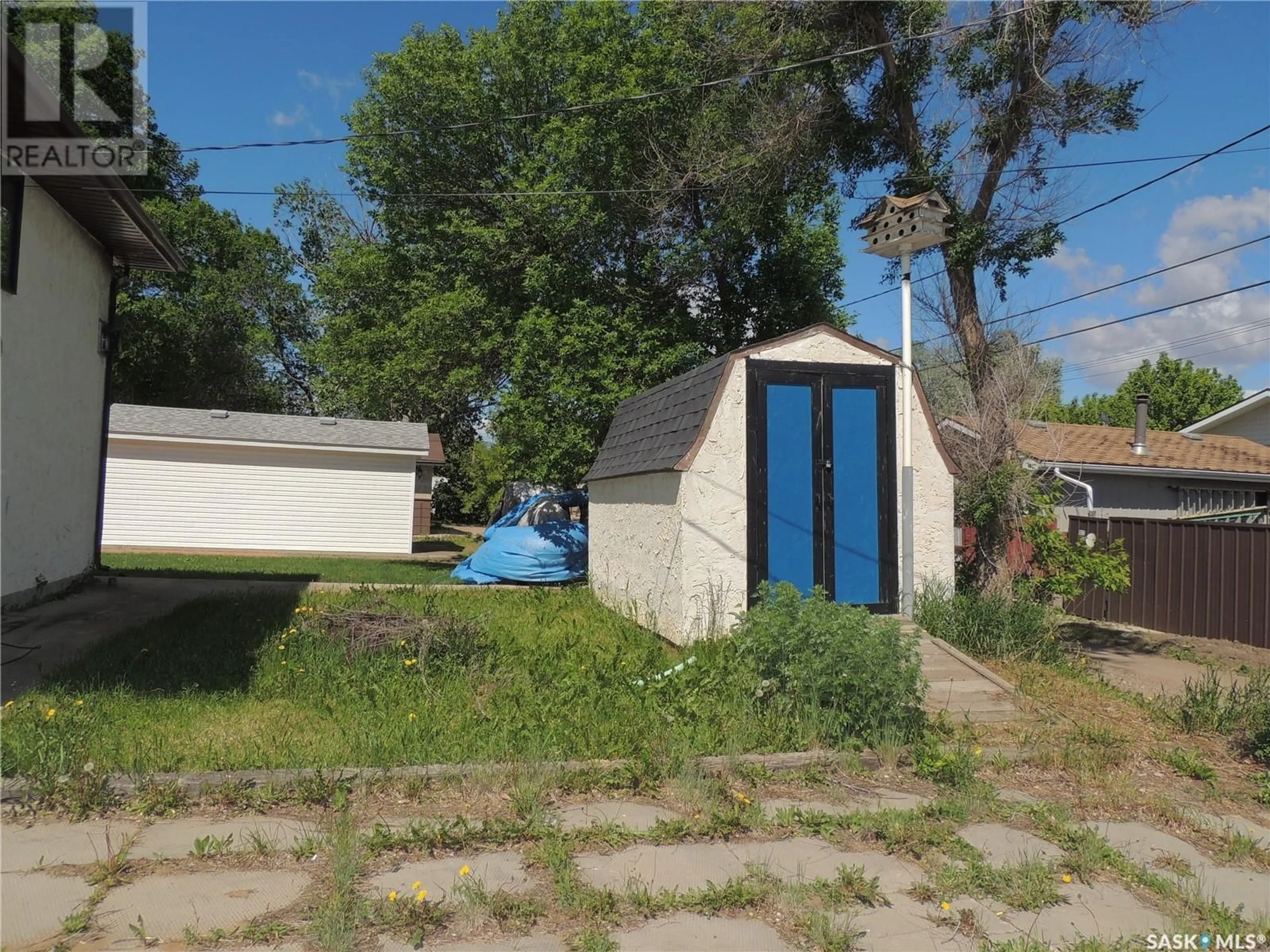 Shed for 801 KING STREET, Estevan Saskatchewan S4A1L2