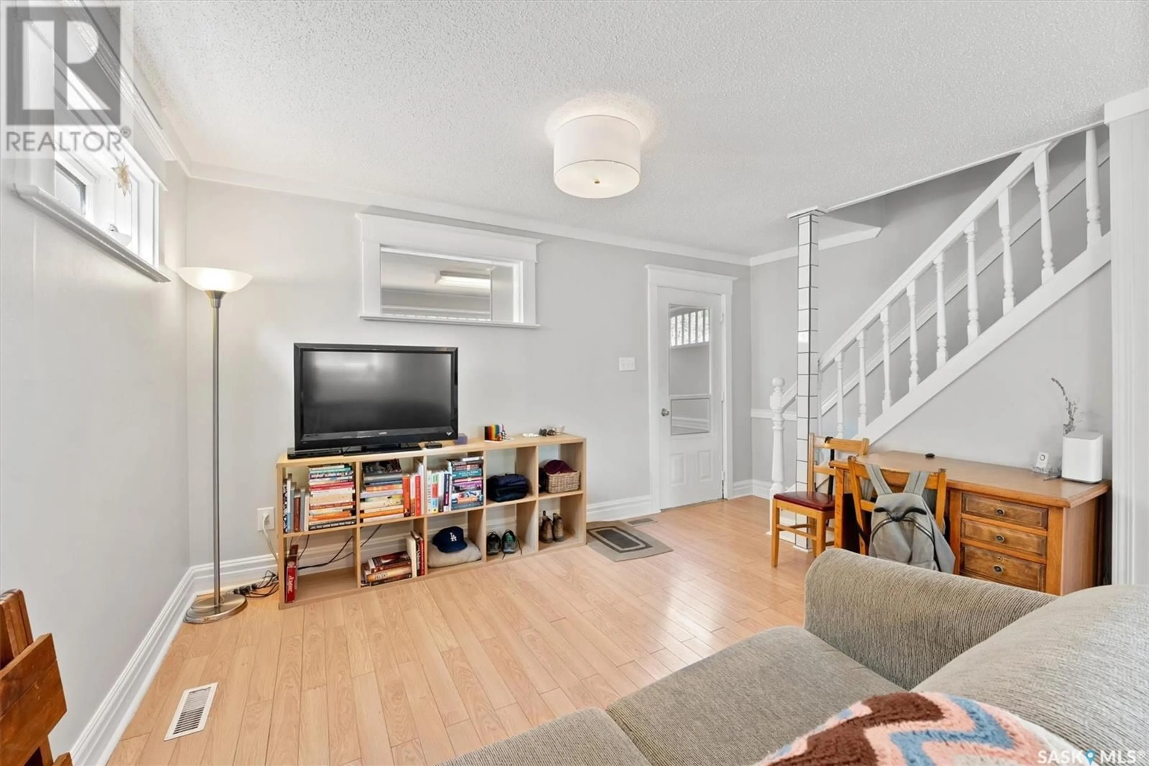 Living room with furniture, unknown for 326 I AVENUE, Saskatoon Saskatchewan S7M1Y2