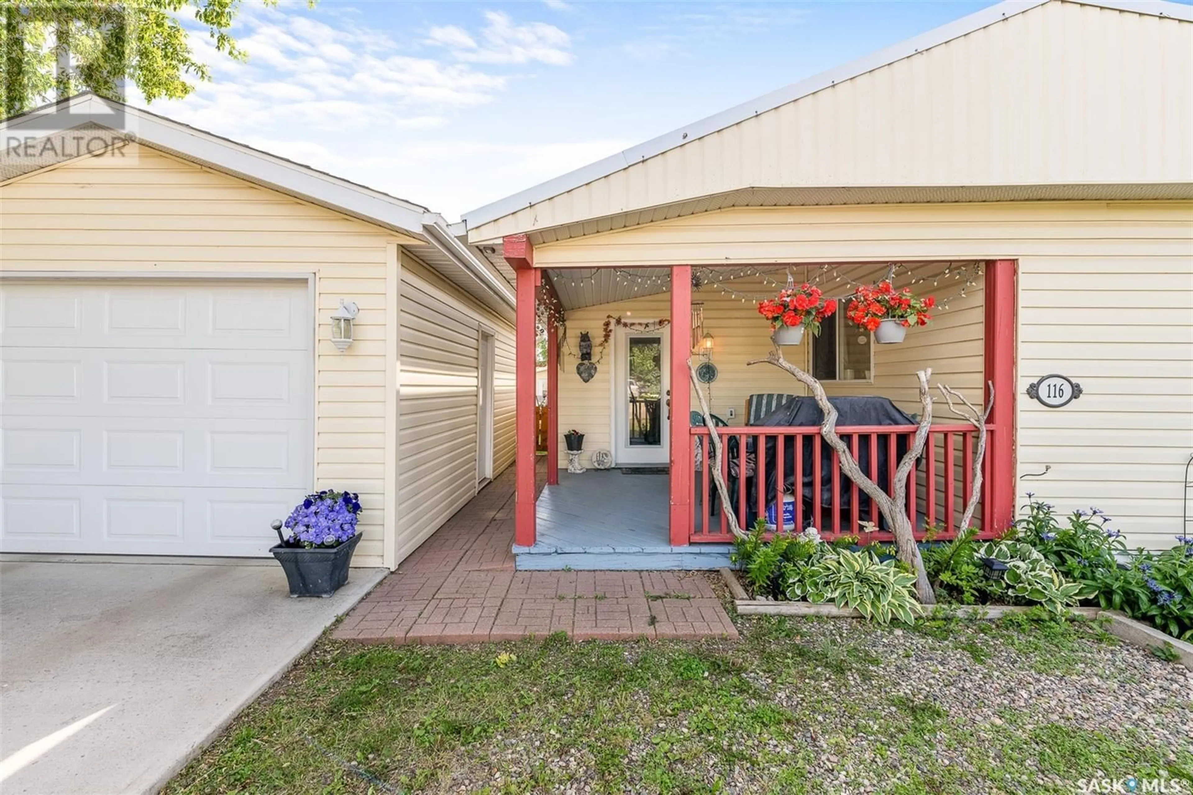 Unknown for 116 LARCH STREET, Caronport Saskatchewan S0H0S0