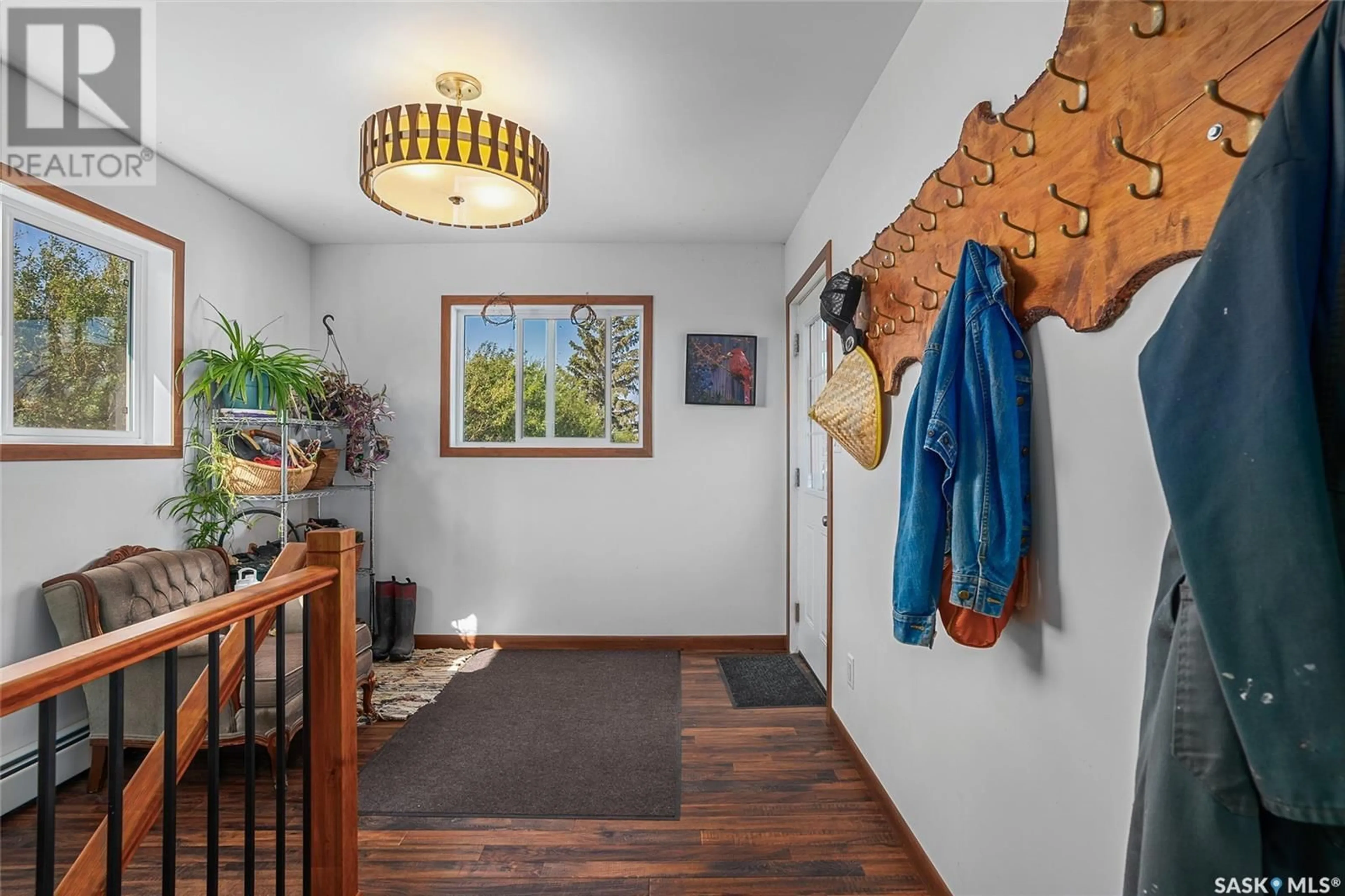 Indoor entryway for LEMKE ACREAGE, Viscount Rm No. 341 Saskatchewan S0K4M0