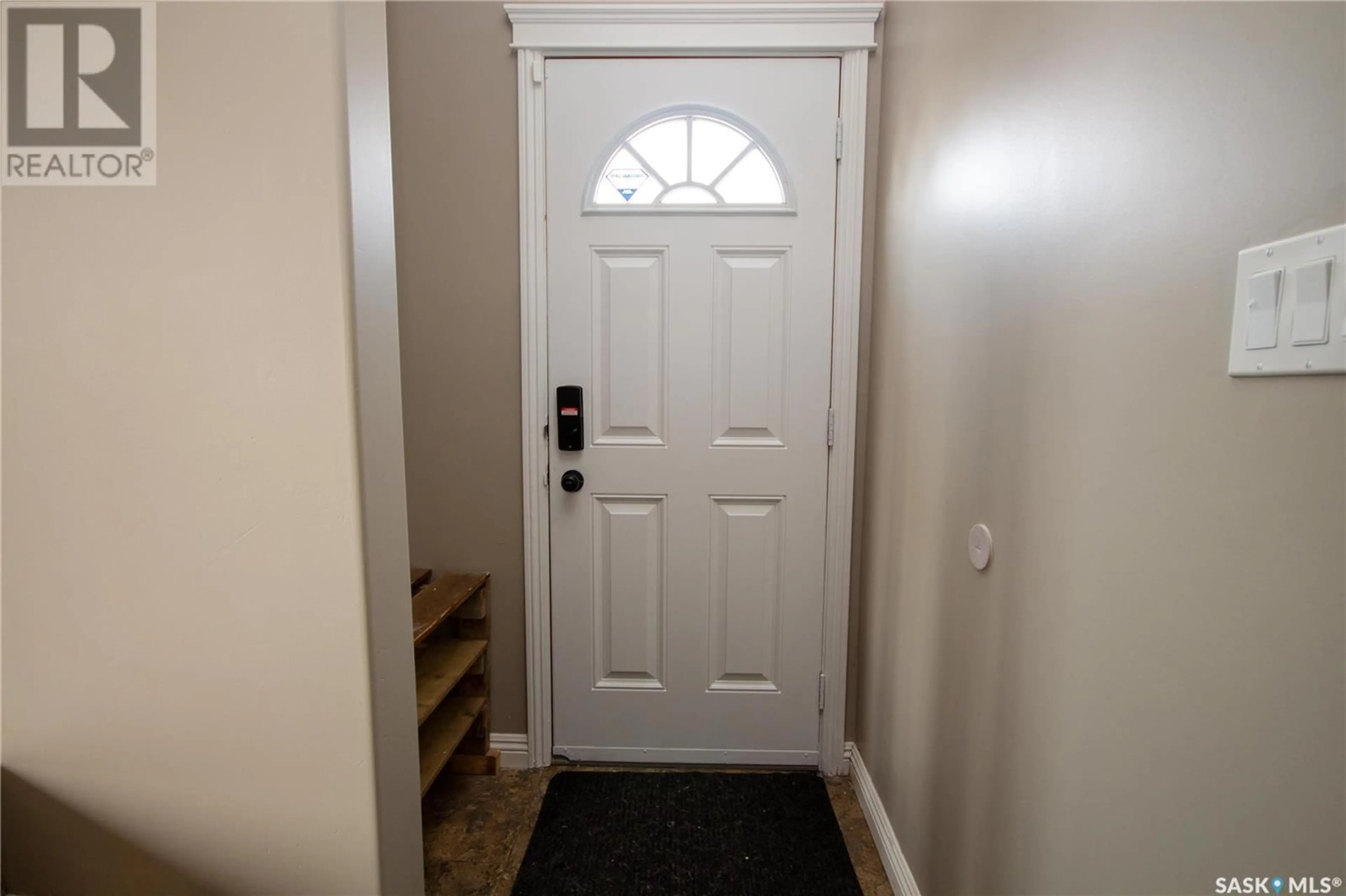 Indoor entryway for 141 18TH STREET, Battleford Saskatchewan S0M0E0
