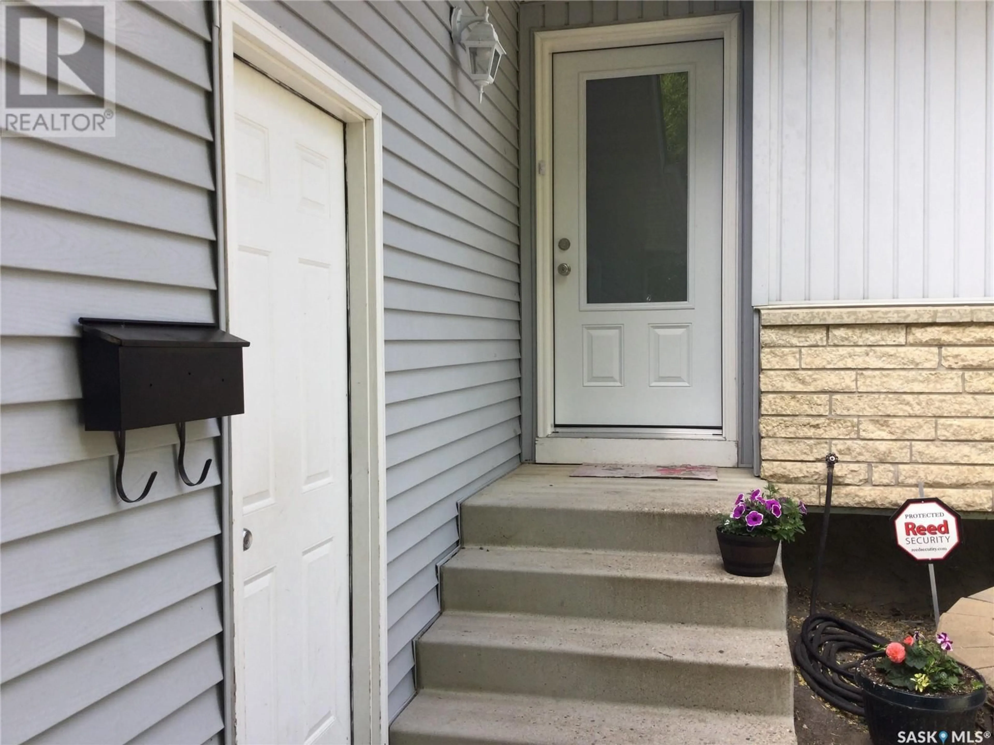 Indoor entryway for 117 9TH AVENUE, Warman Saskatchewan S0K4S0