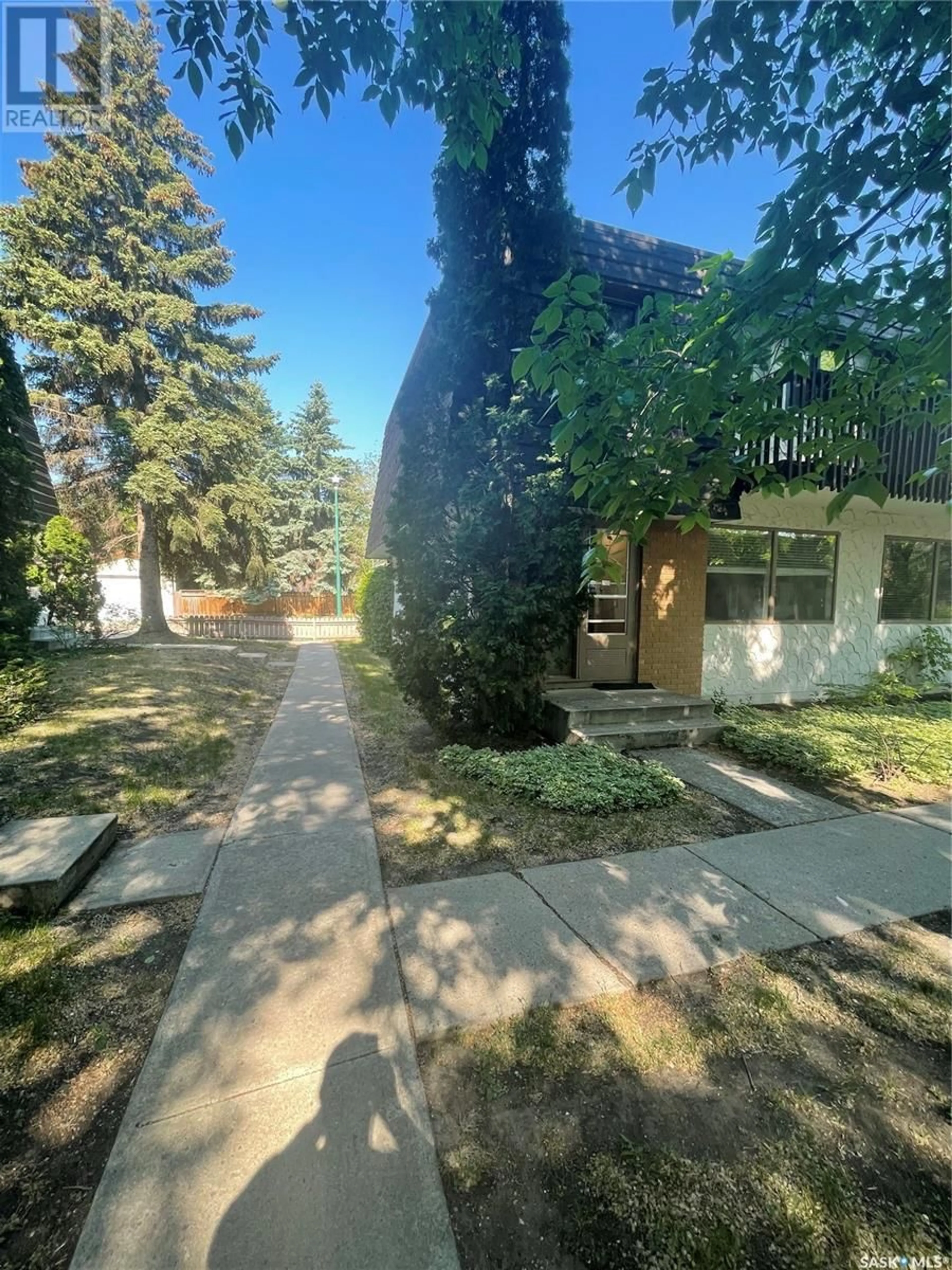 Unknown for 42 120 ACADIA DRIVE, Saskatoon Saskatchewan S7H3V2