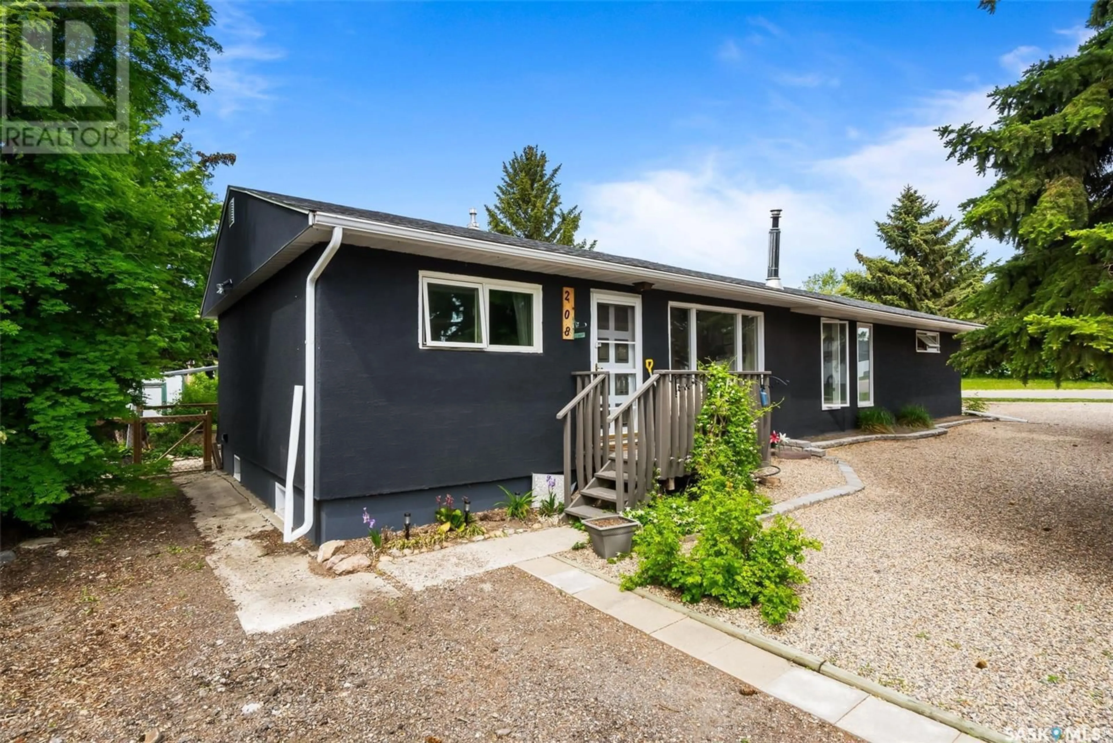 Home with vinyl exterior material, street for 202 MAPLE STREET, Balgonie Saskatchewan S0G0E0