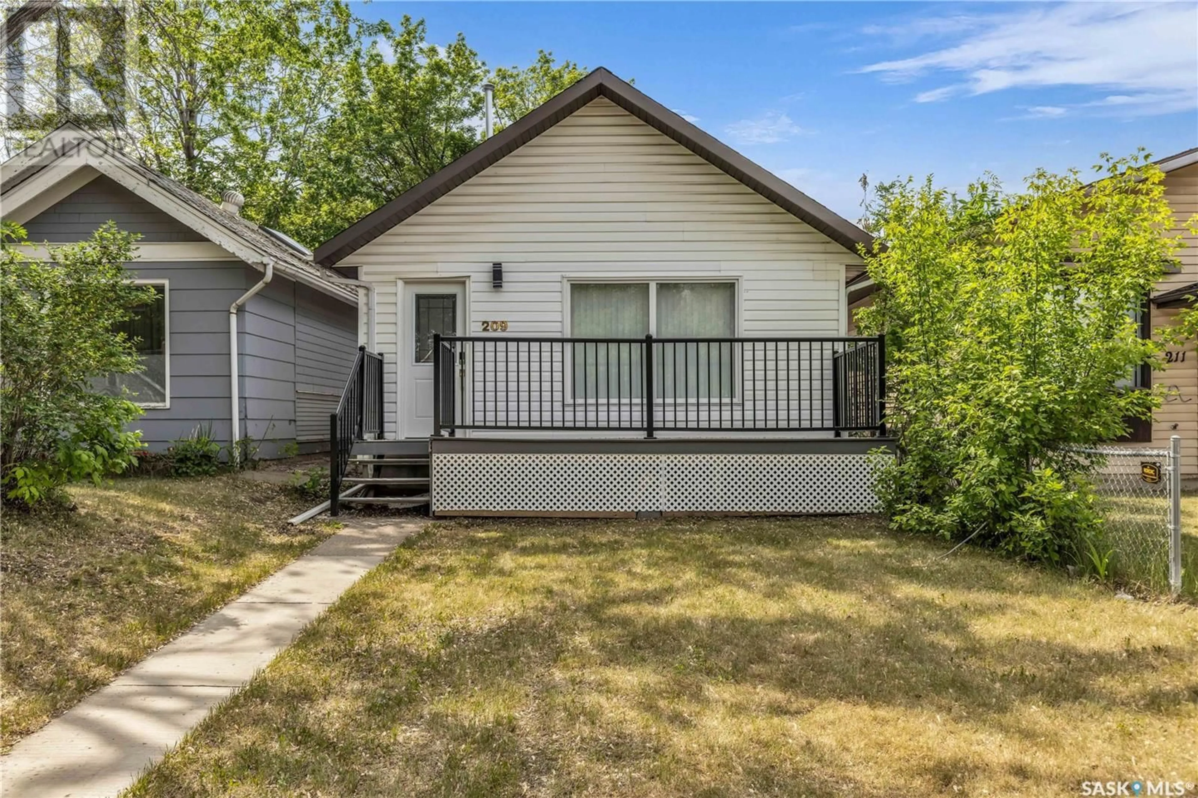 Unknown for 209 L AVENUE, Saskatoon Saskatchewan S7L2P3
